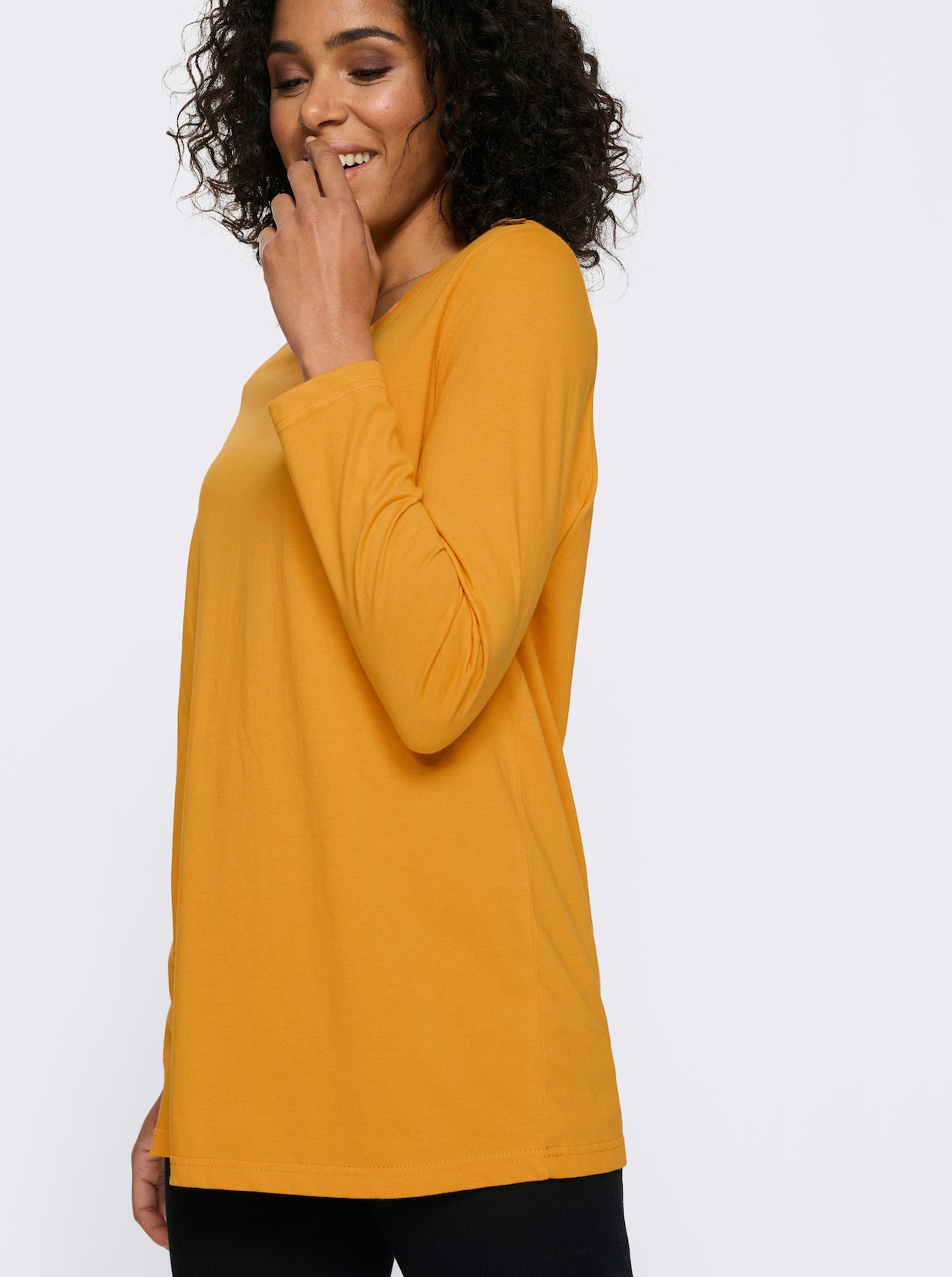 Lang shirt met sierknopen - oker