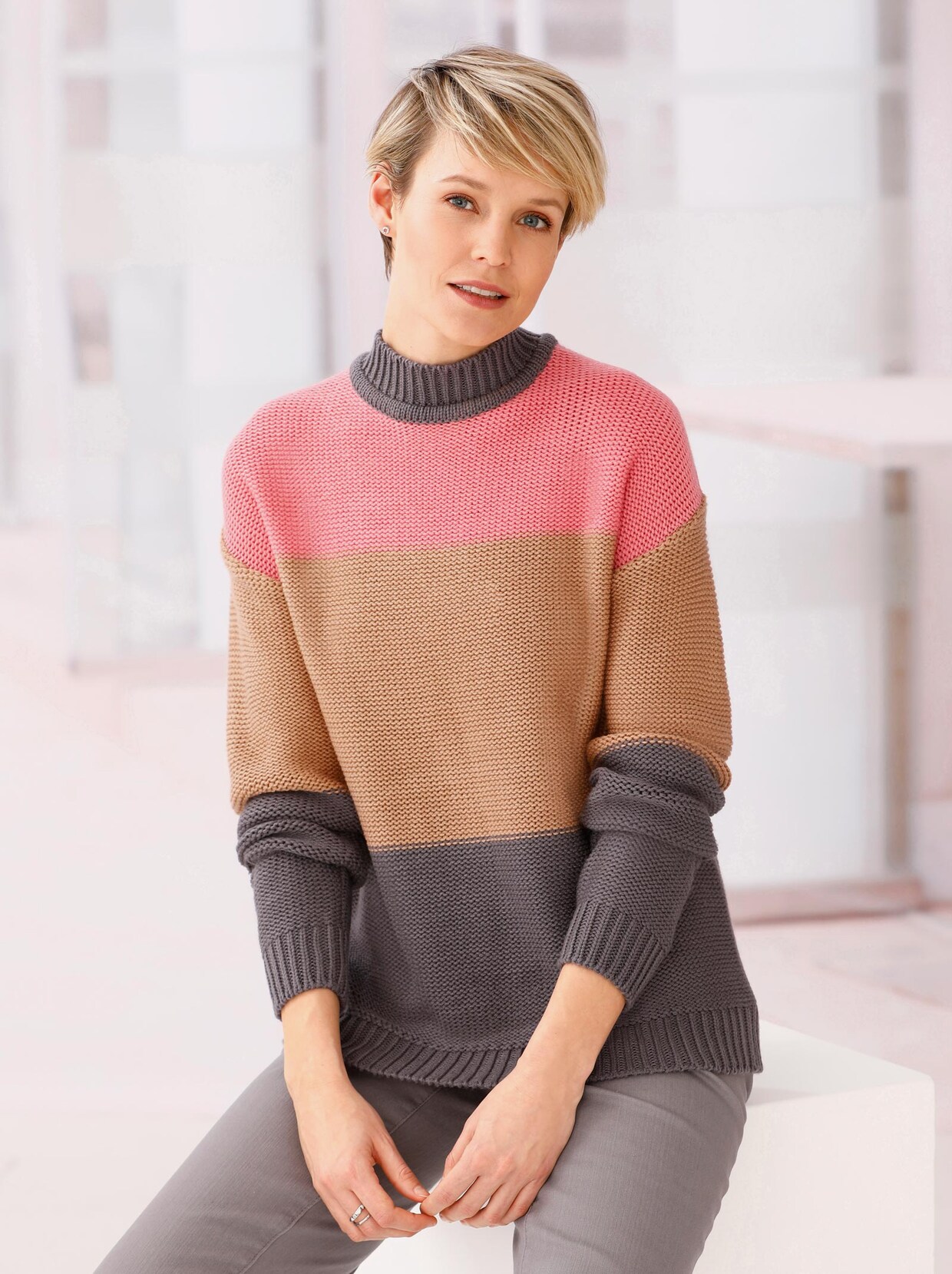 Strickpullover - anthrazit-flamingo-geringelt