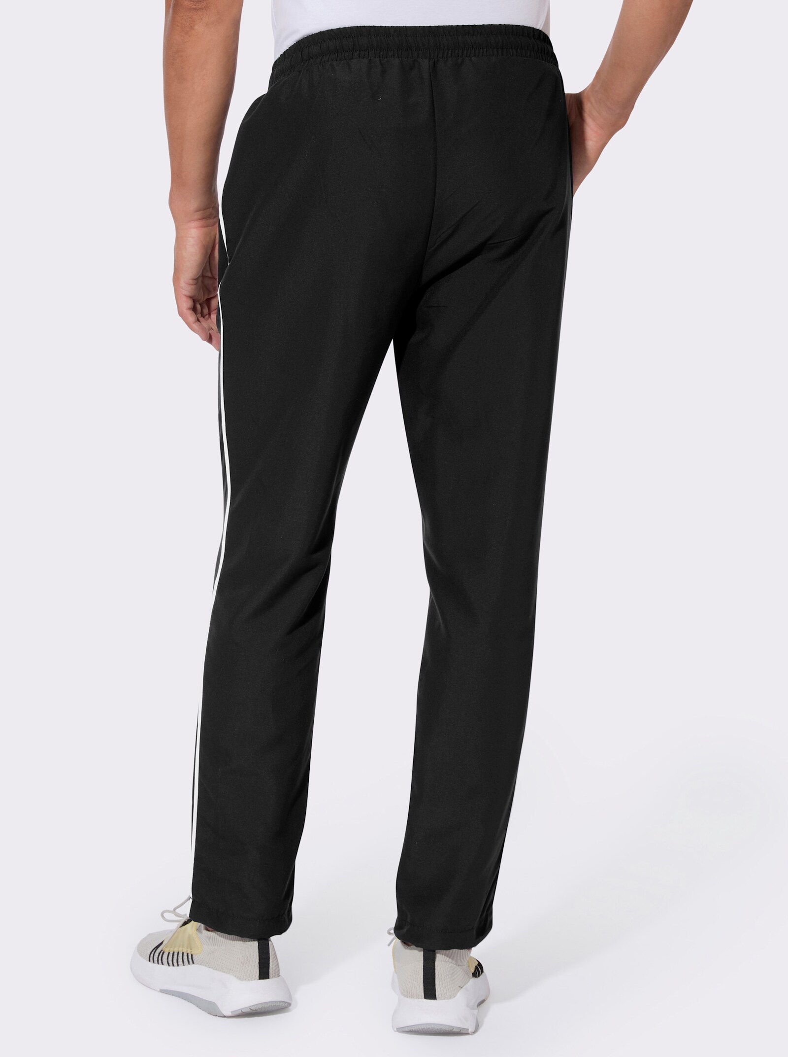 Freizeithose mit Dehnbund - schwarz