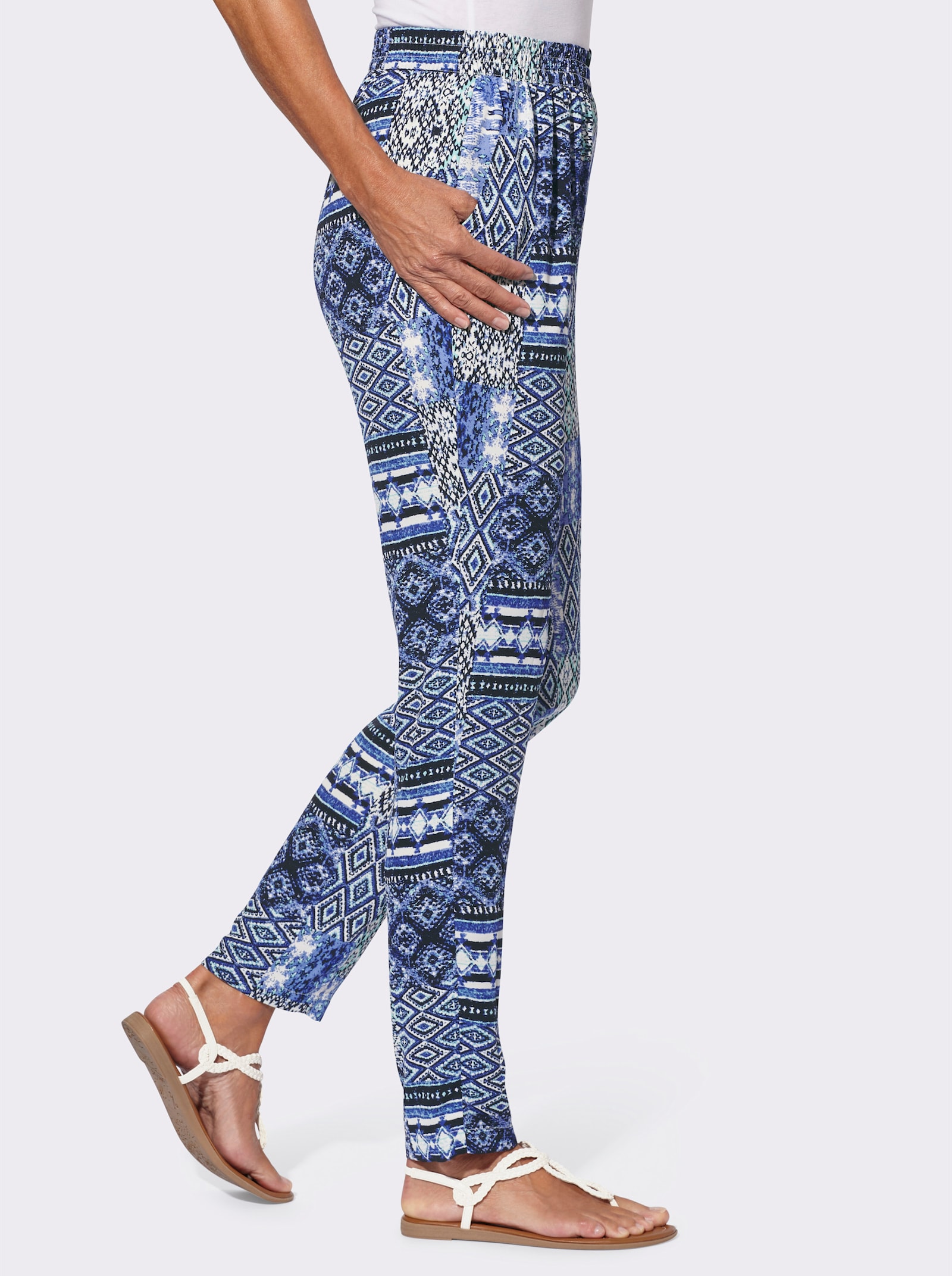 Broek met print in patchworkdessin - koningsblauw/ecru bedrukt