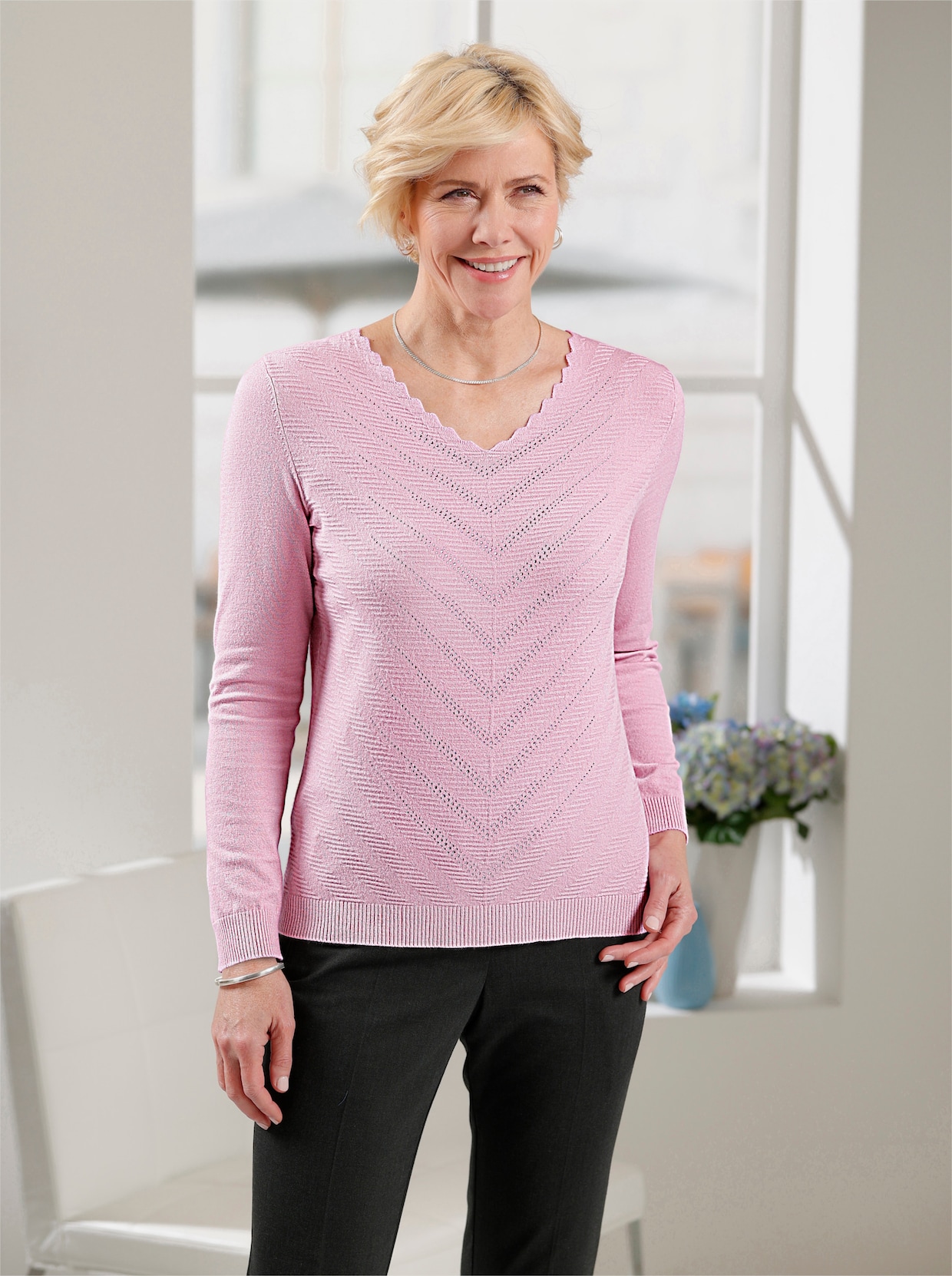 V-Ausschnitt-Pullover - rosé