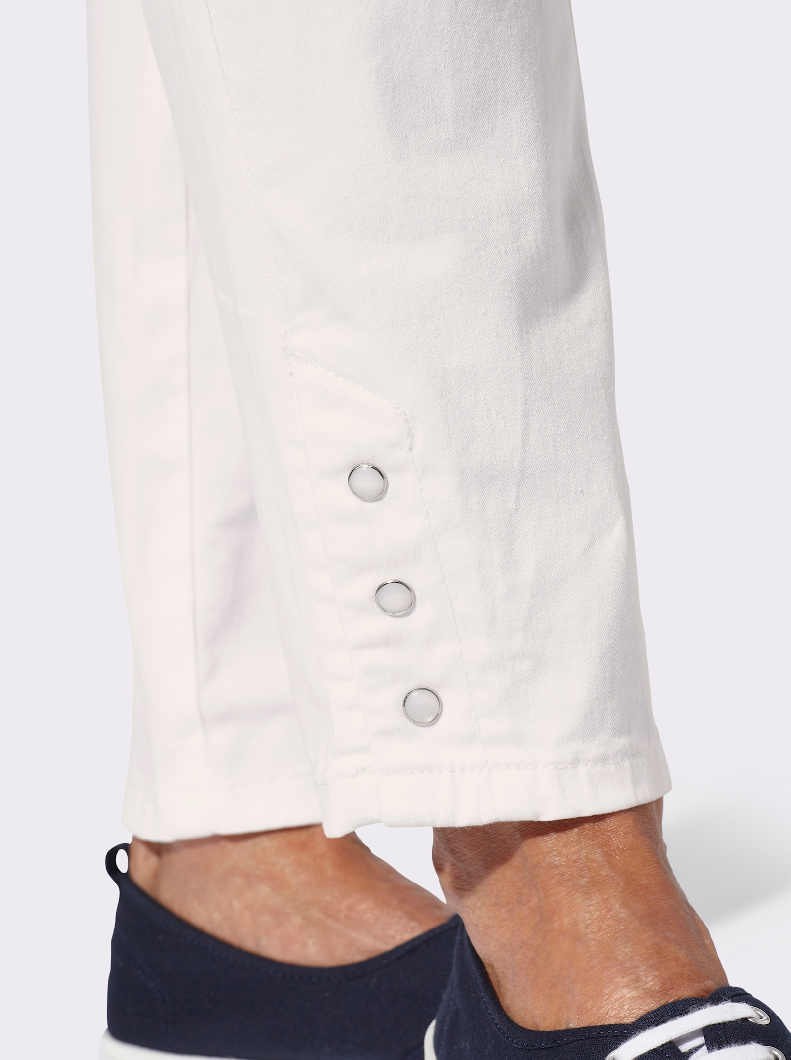 Jeans in verkort model, comfortband - wit