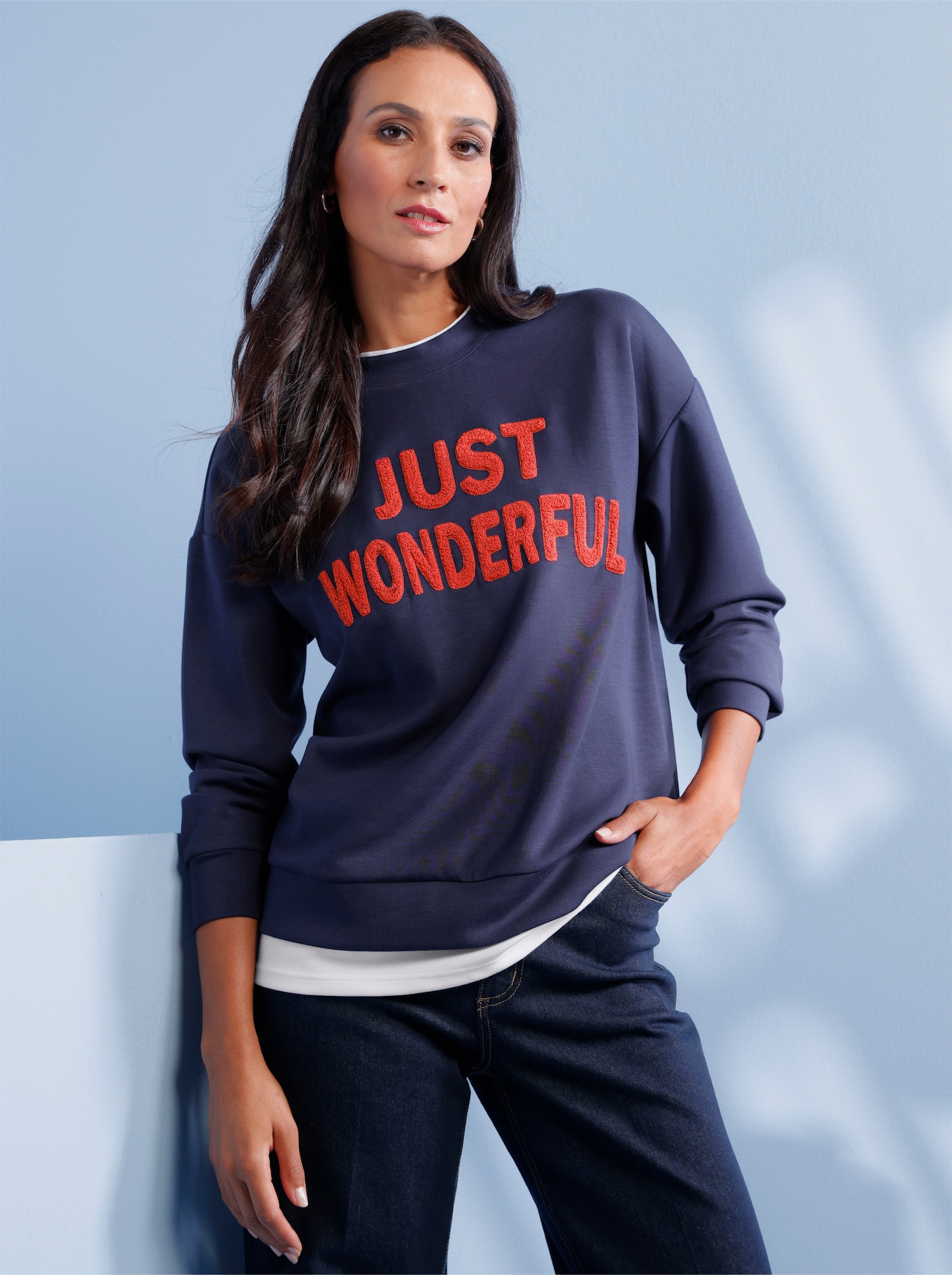 heine Sweater mit Fellimitat-Schriftzug - marine-weiss