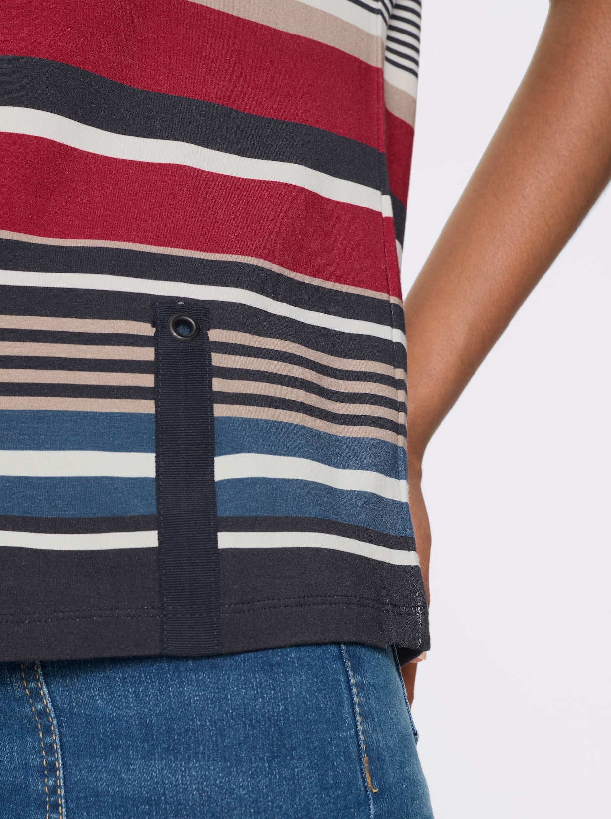 heine Kurzarmshirt - sesam-rot-geringelt