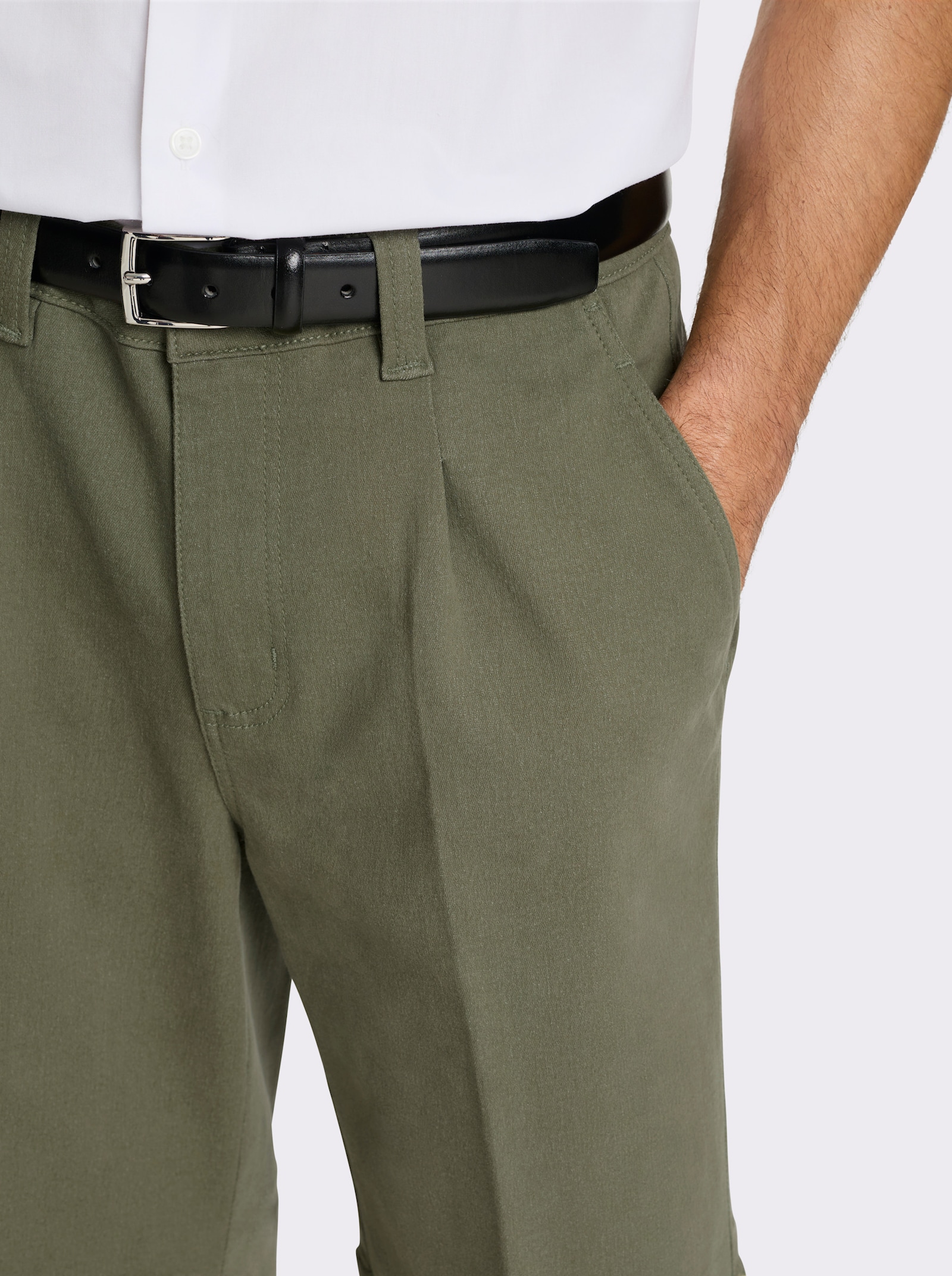 Marco Donati Bermudas mit Bundfalten - khaki