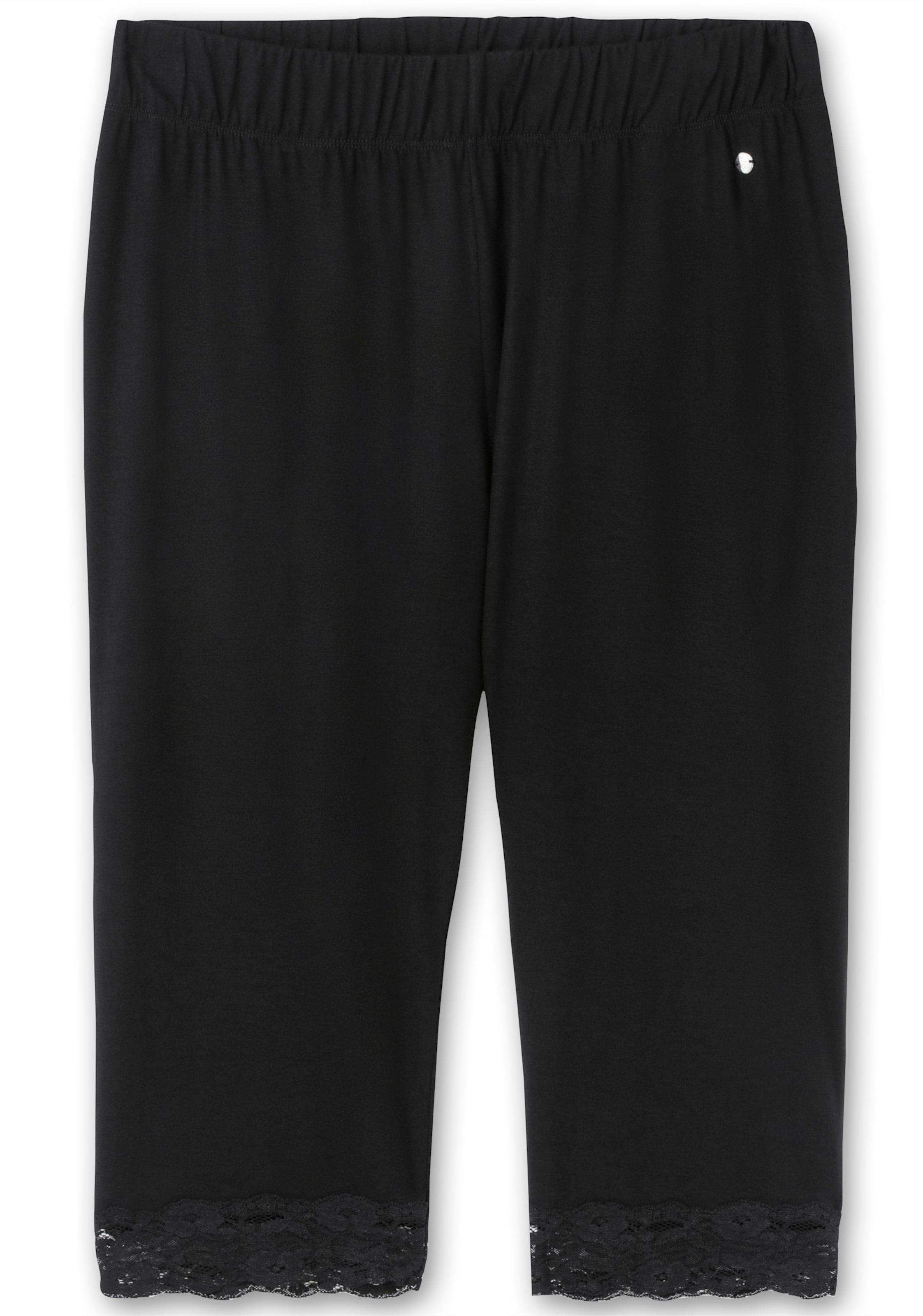Thumbnail - Shirt + Leggings