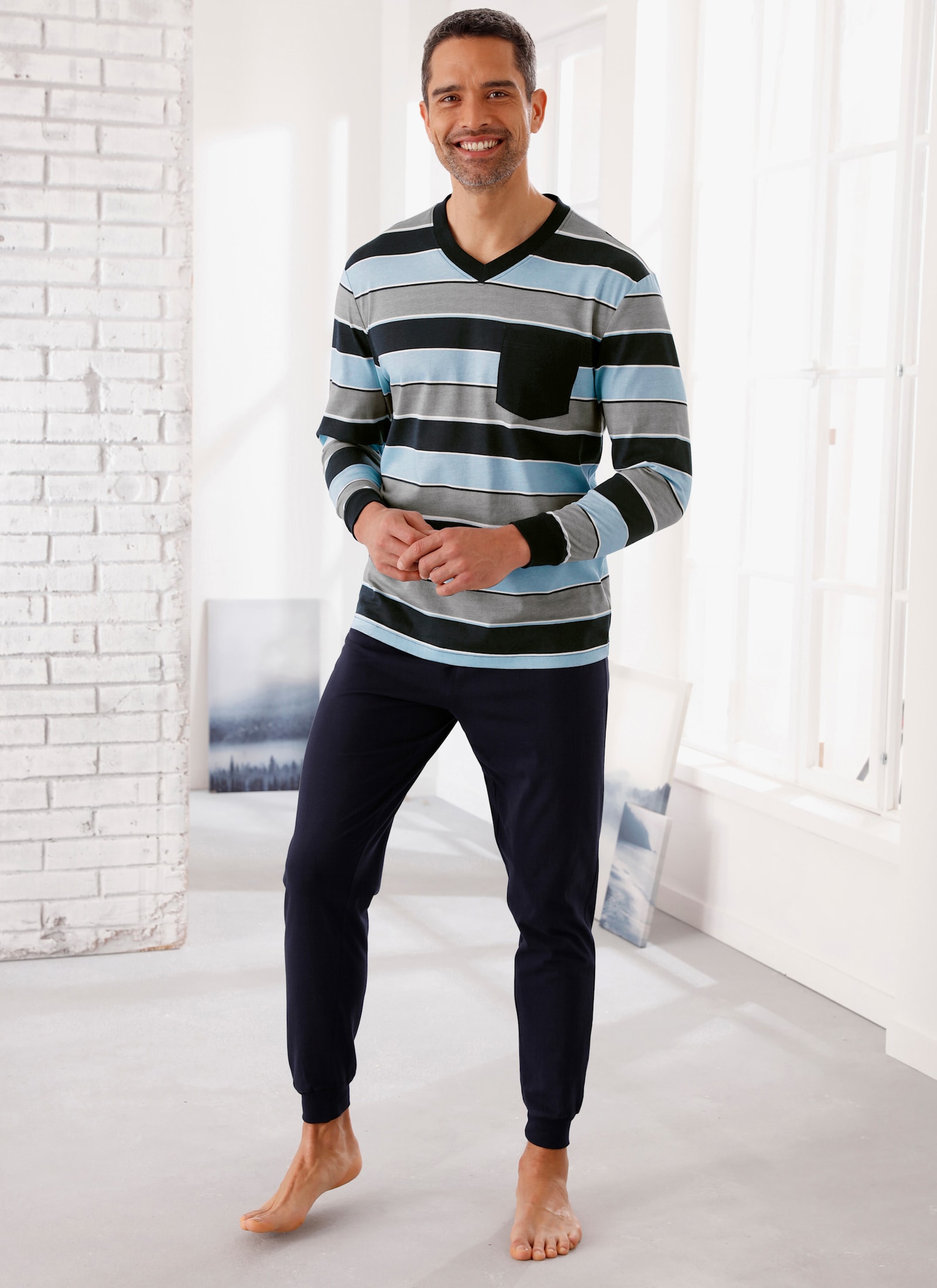 Pyjamas - marin, randig