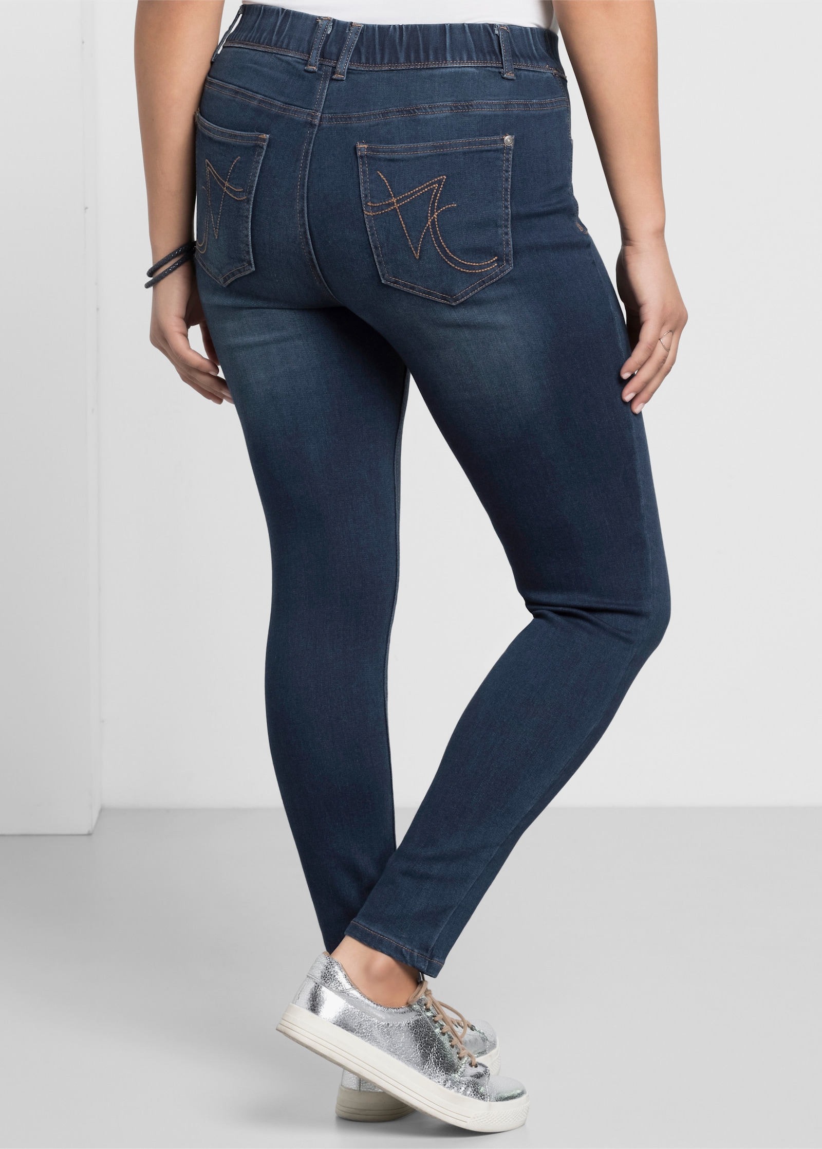 sheego Jegging van power-stretch-materiaal - dark blue denim