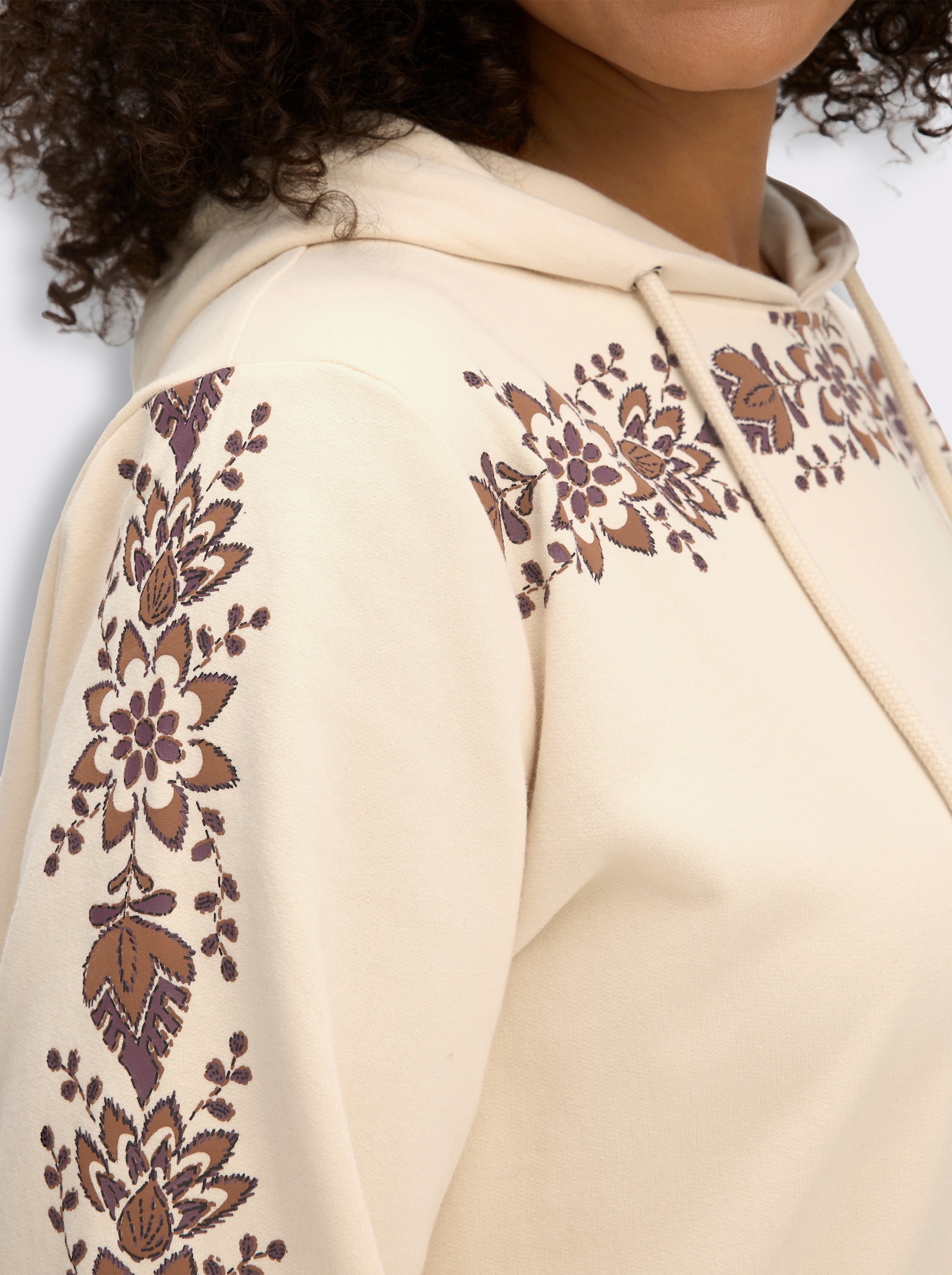 sheego Kapuzensweatshirt mit Blumenprint - elfenbein-cognac-bedruckt