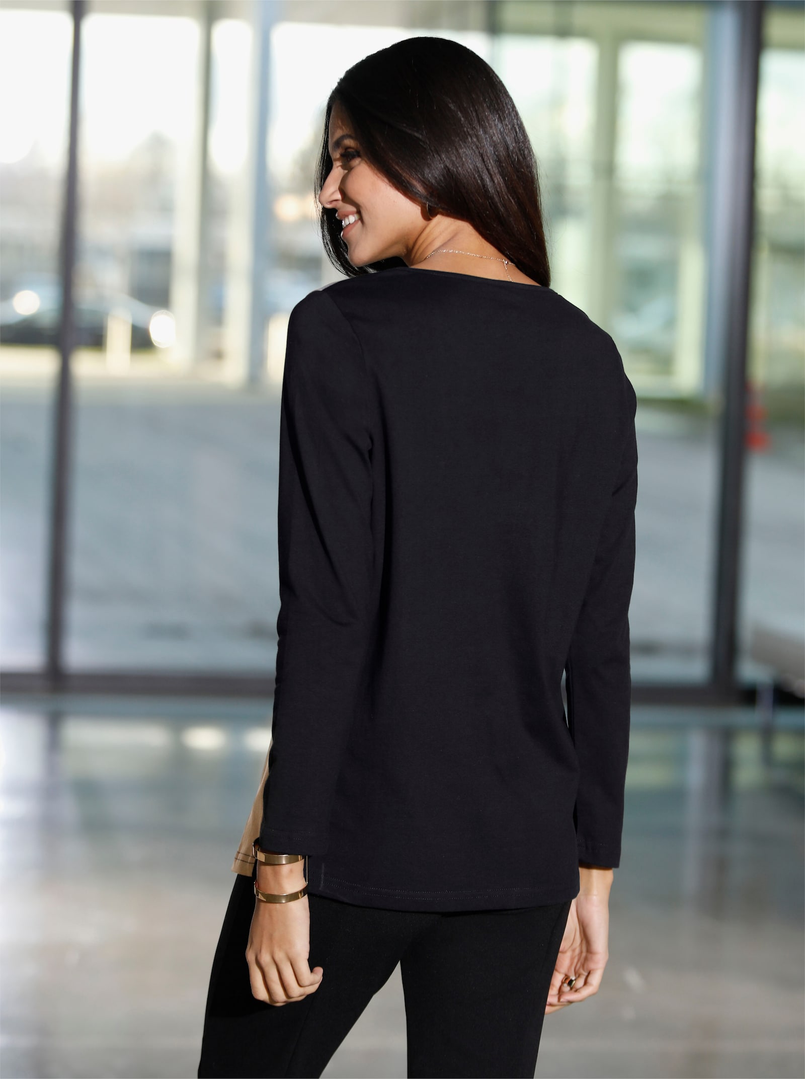 Langarmshirt mit Kontrast-Einsätzen - schwarz-camel-gemustert
