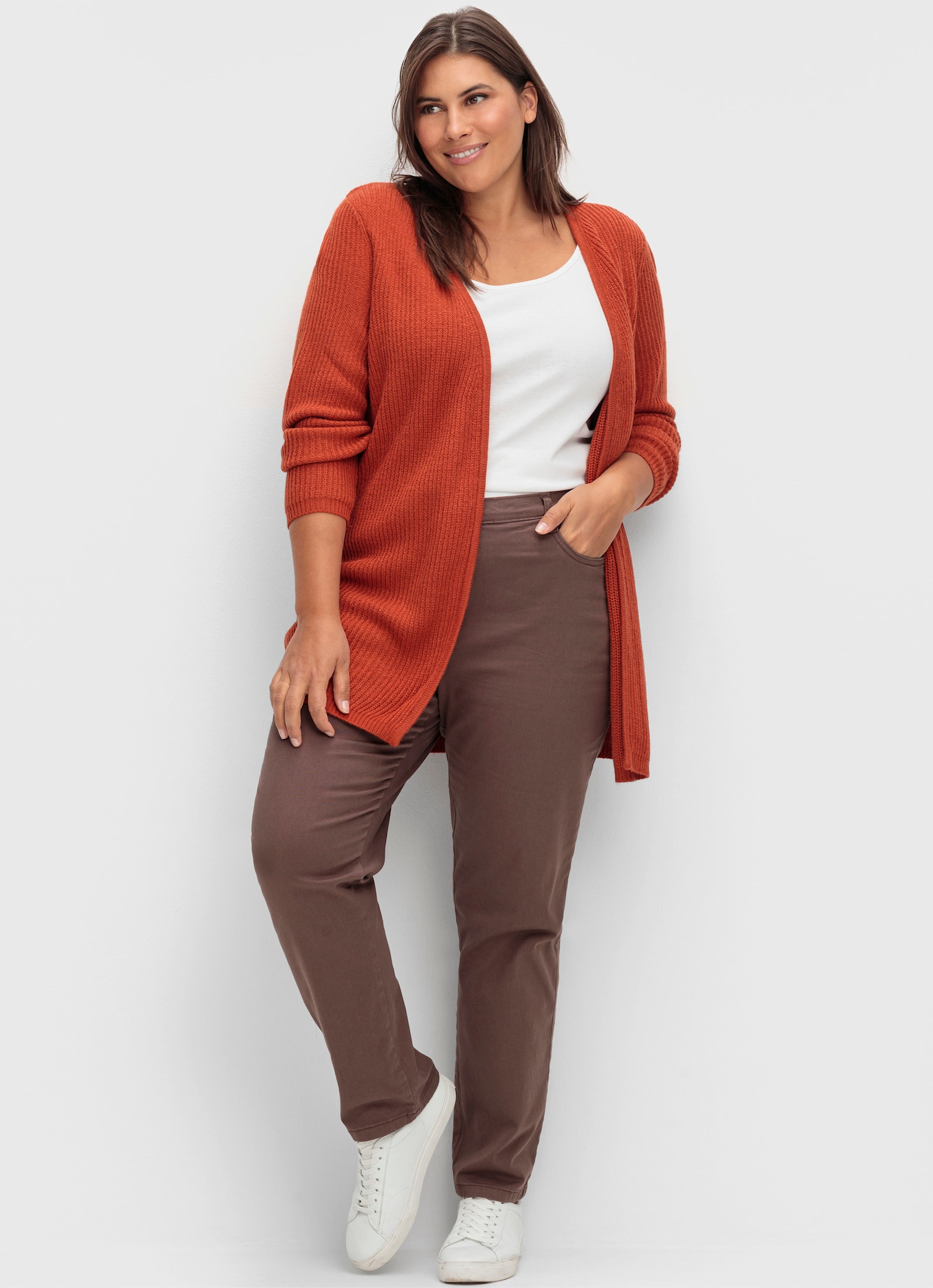 Strickjacke mit gerippten Abschlüssen - rostrot