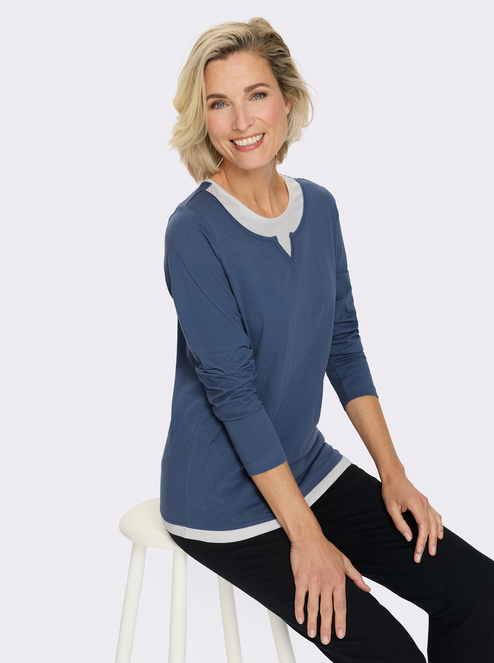 2-in-1-Shirt mit kontrastfarbenen Einsätzen - jeansblau