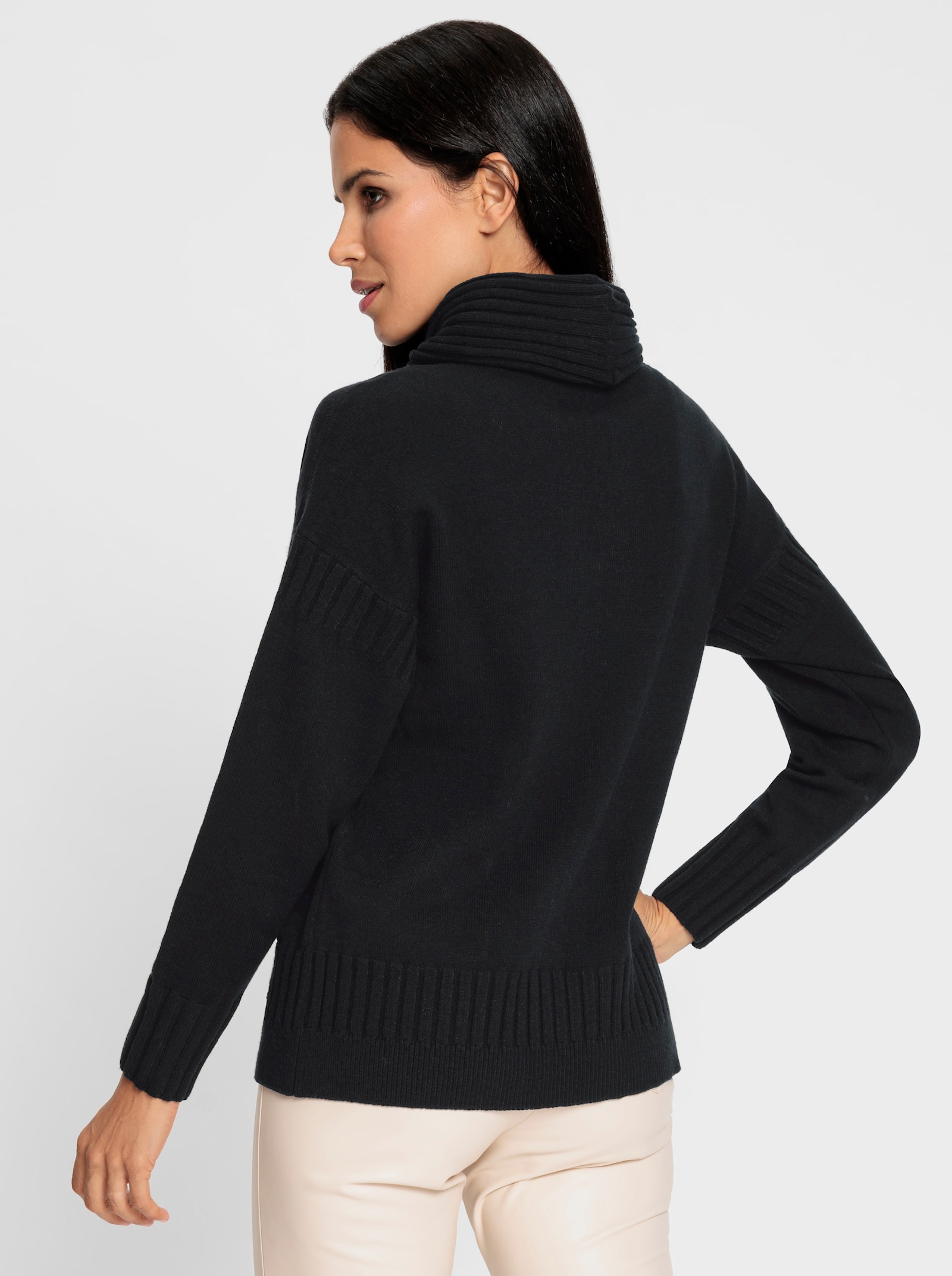 heine Pull à col roulé avec poches plaquées - noir