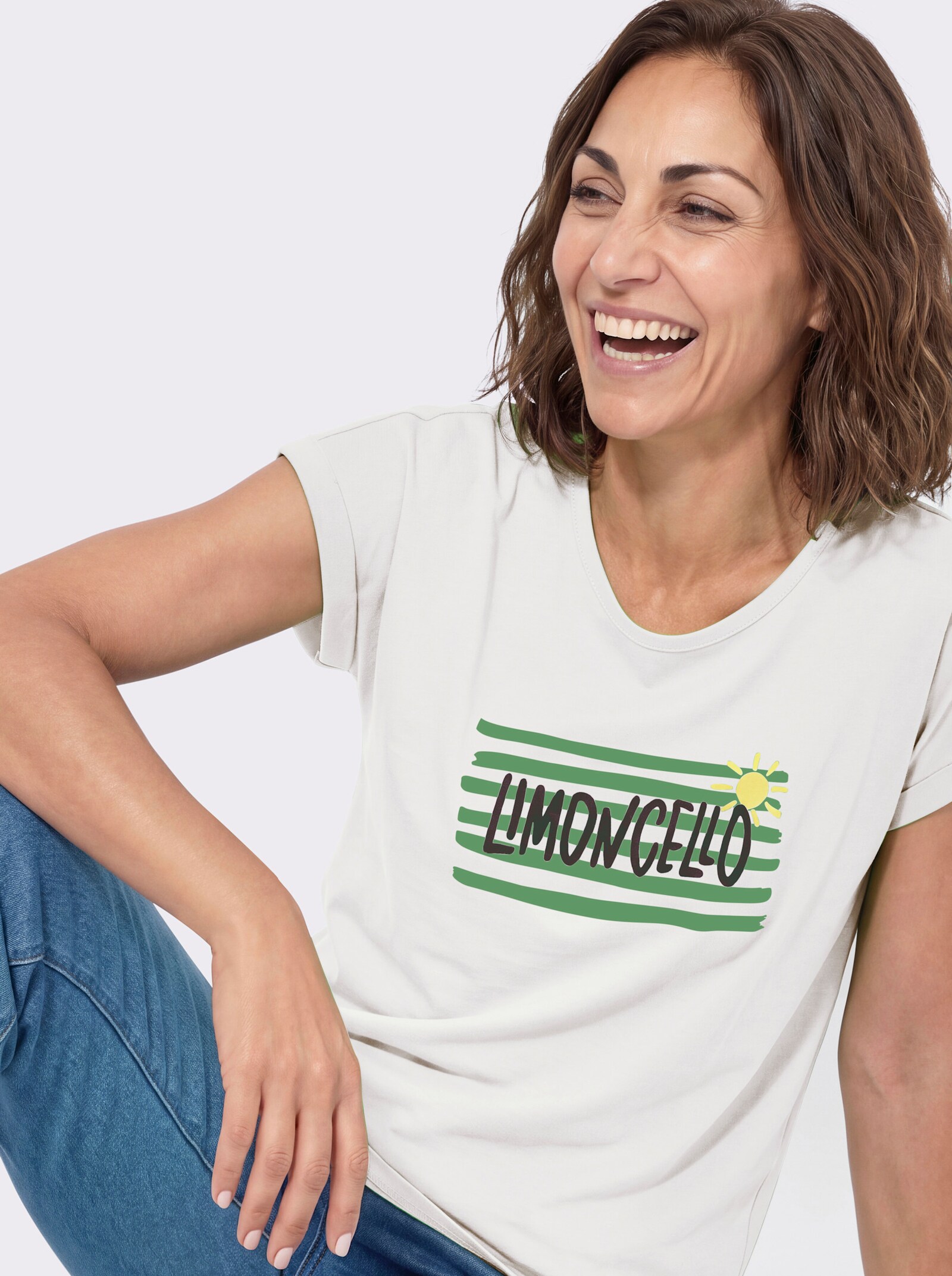 Rundhalsshirt mit platziertem Druck - ecru-apfel