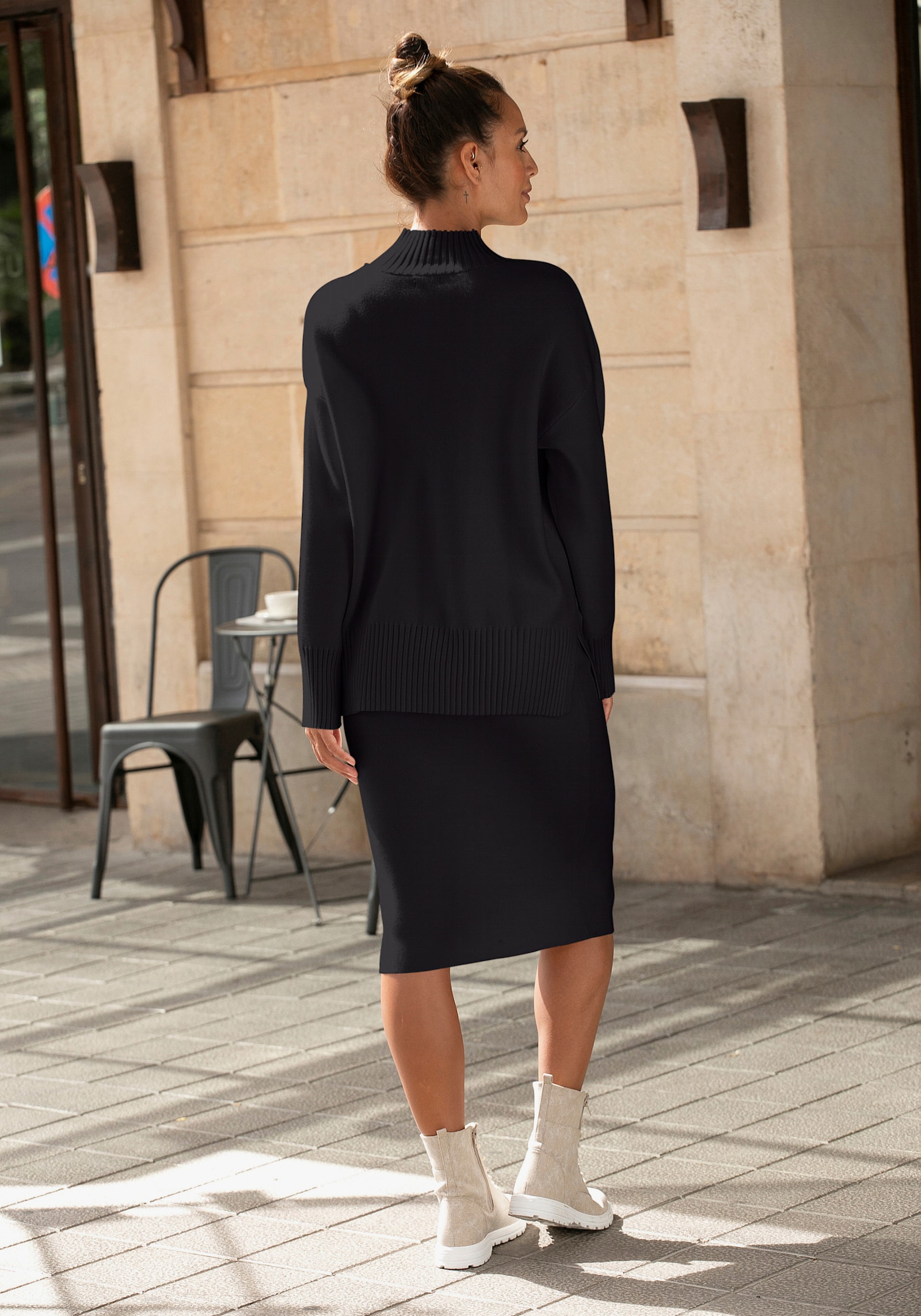 LASCANA Trui met opstaande kraag - zwart