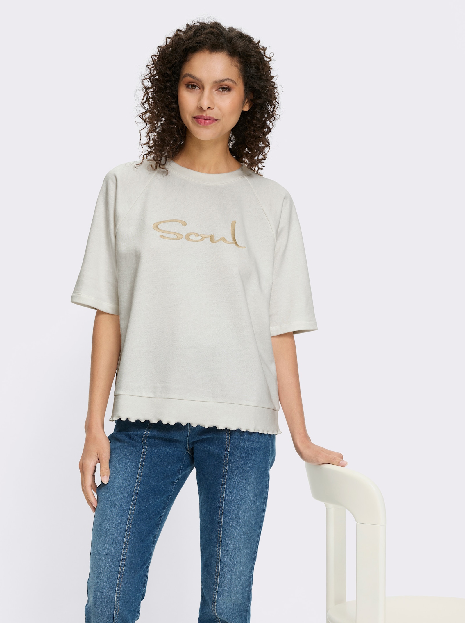 heine Sweatshirt mit Rüschensaum - ecru