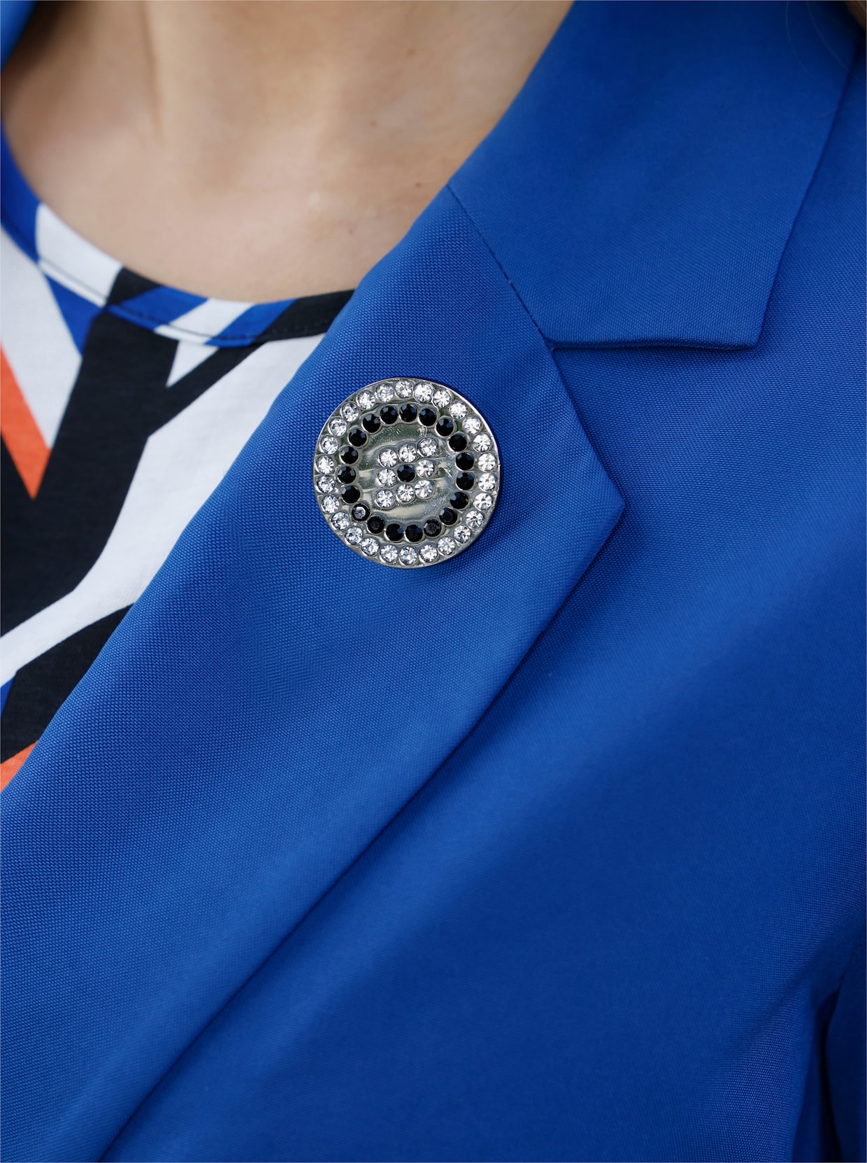 Blazer mit Schmuckknöpfen - royalblau