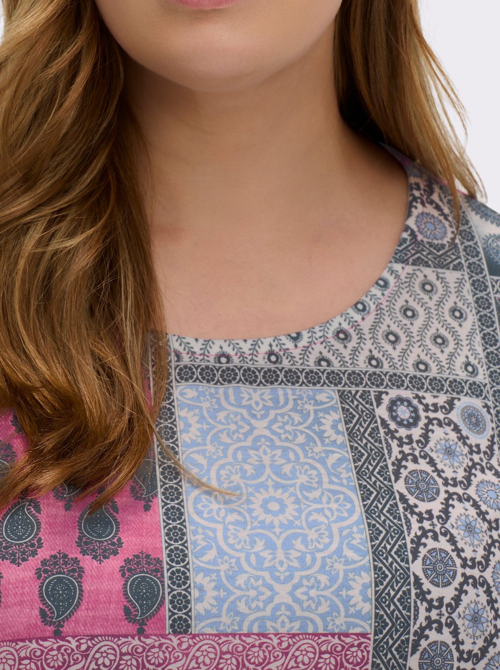 Print-Shirt im Patchwork-Optik - beere-gemustert