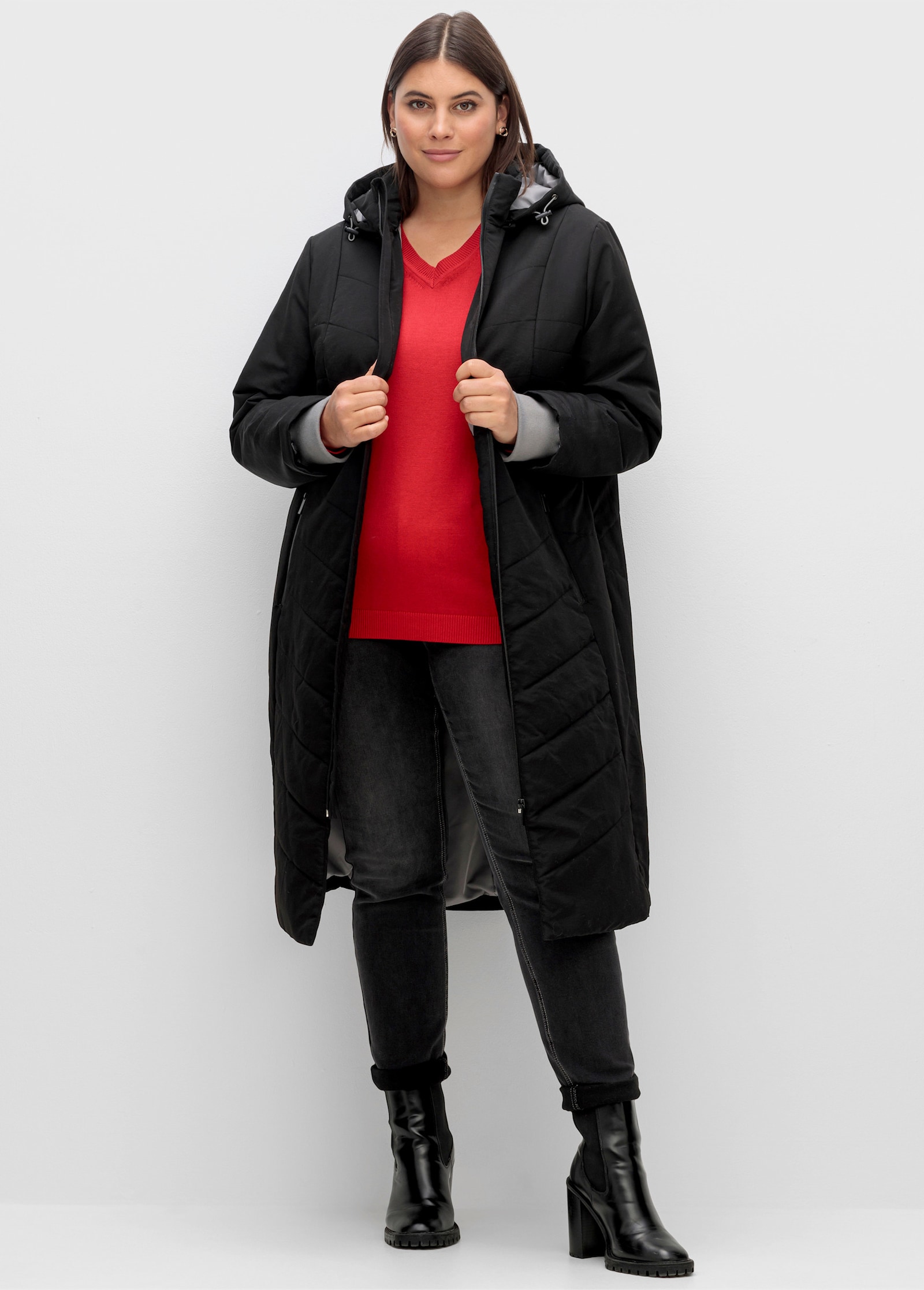 sheego Steppmantel mit seitlichen Reißverschlüssen - schwarz