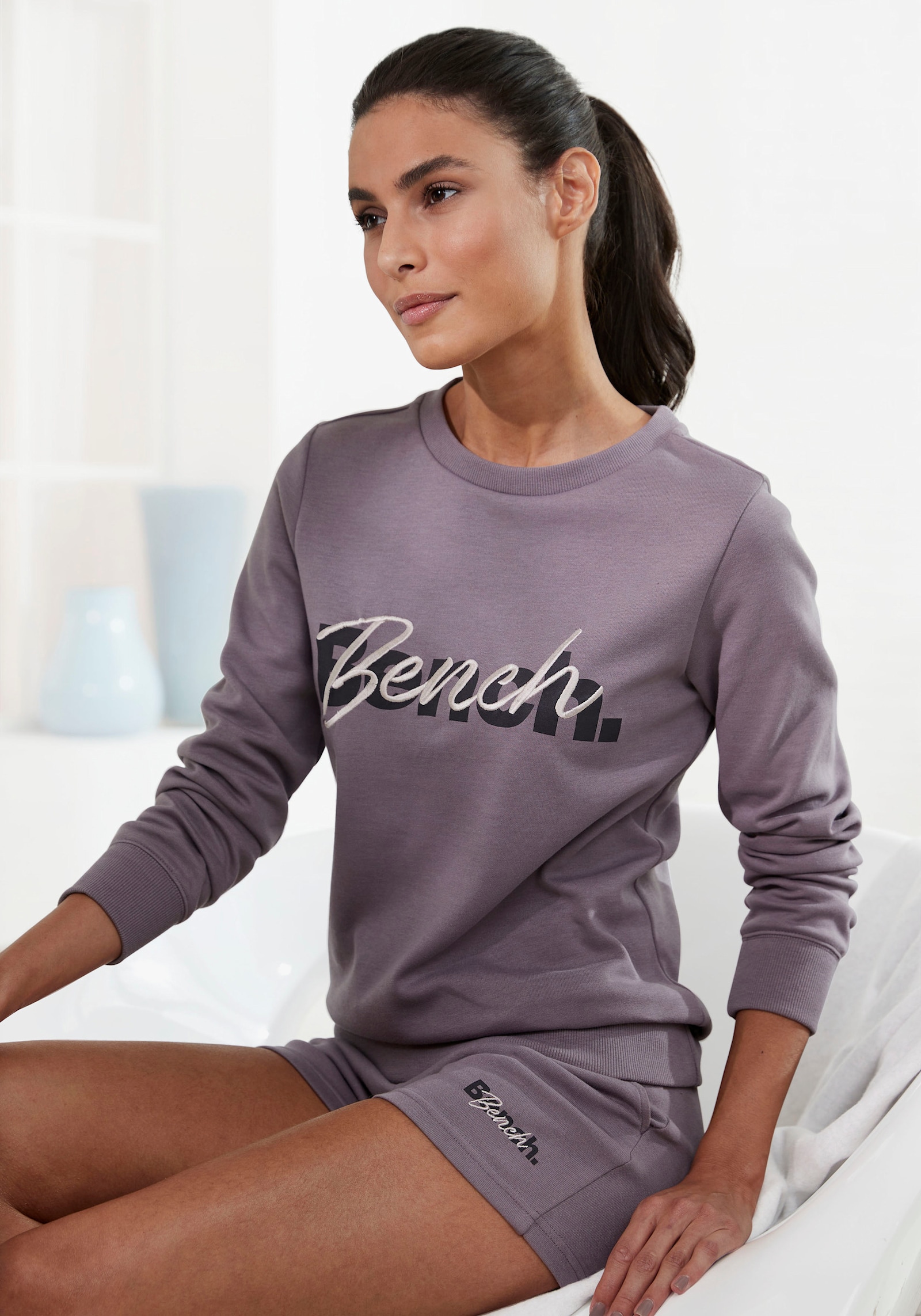 Bench. Loungewear Sweatshirt - mauve