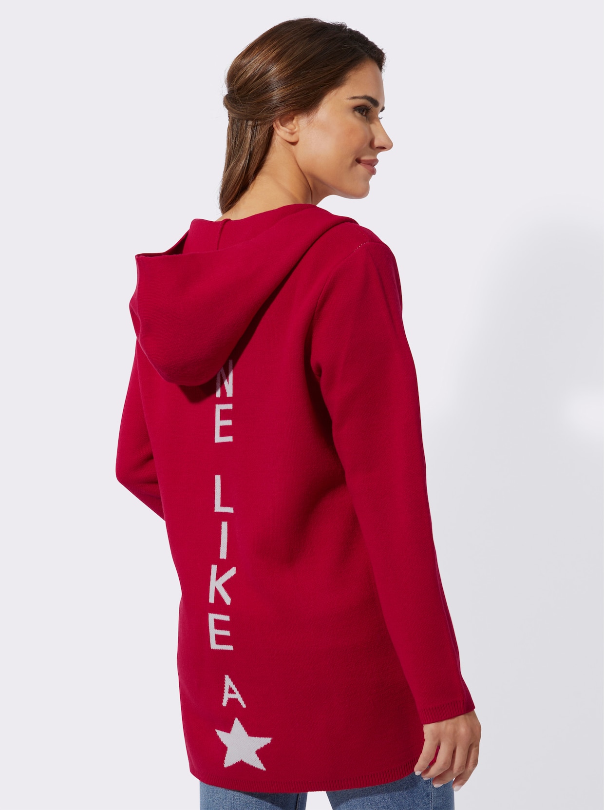 Lang gebreid vest - rood gedessineerd