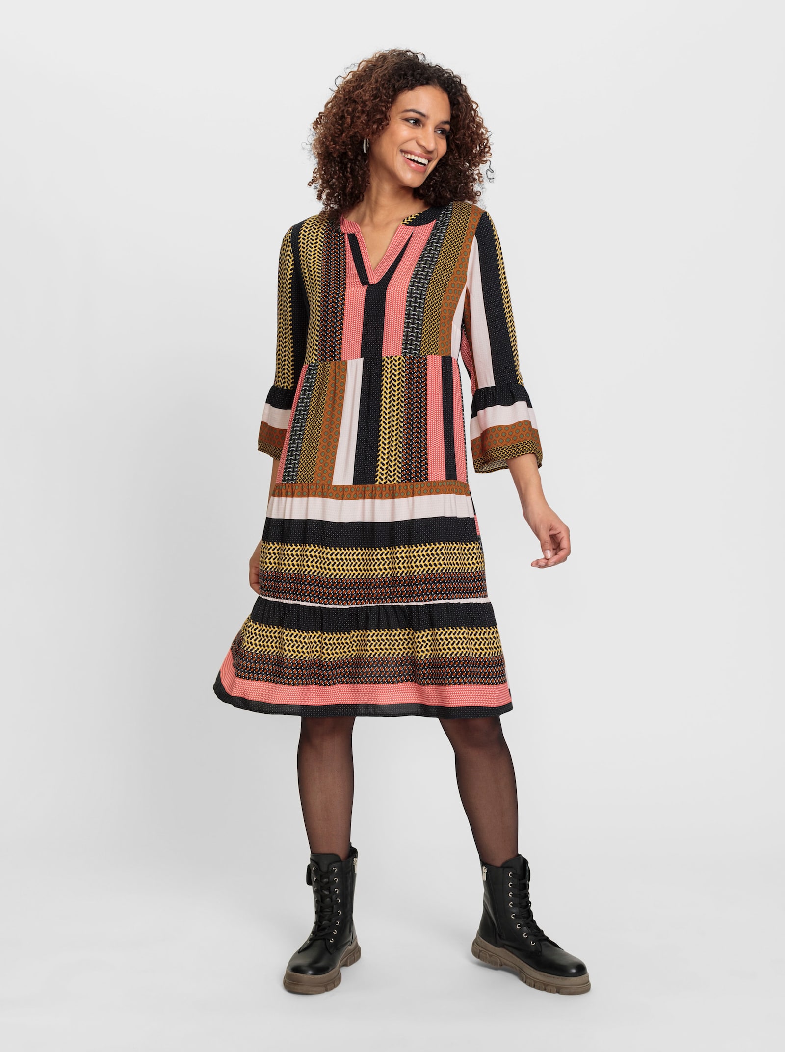 Webkleid in Patch-Optik - schwarz-grapefruit-gemustert