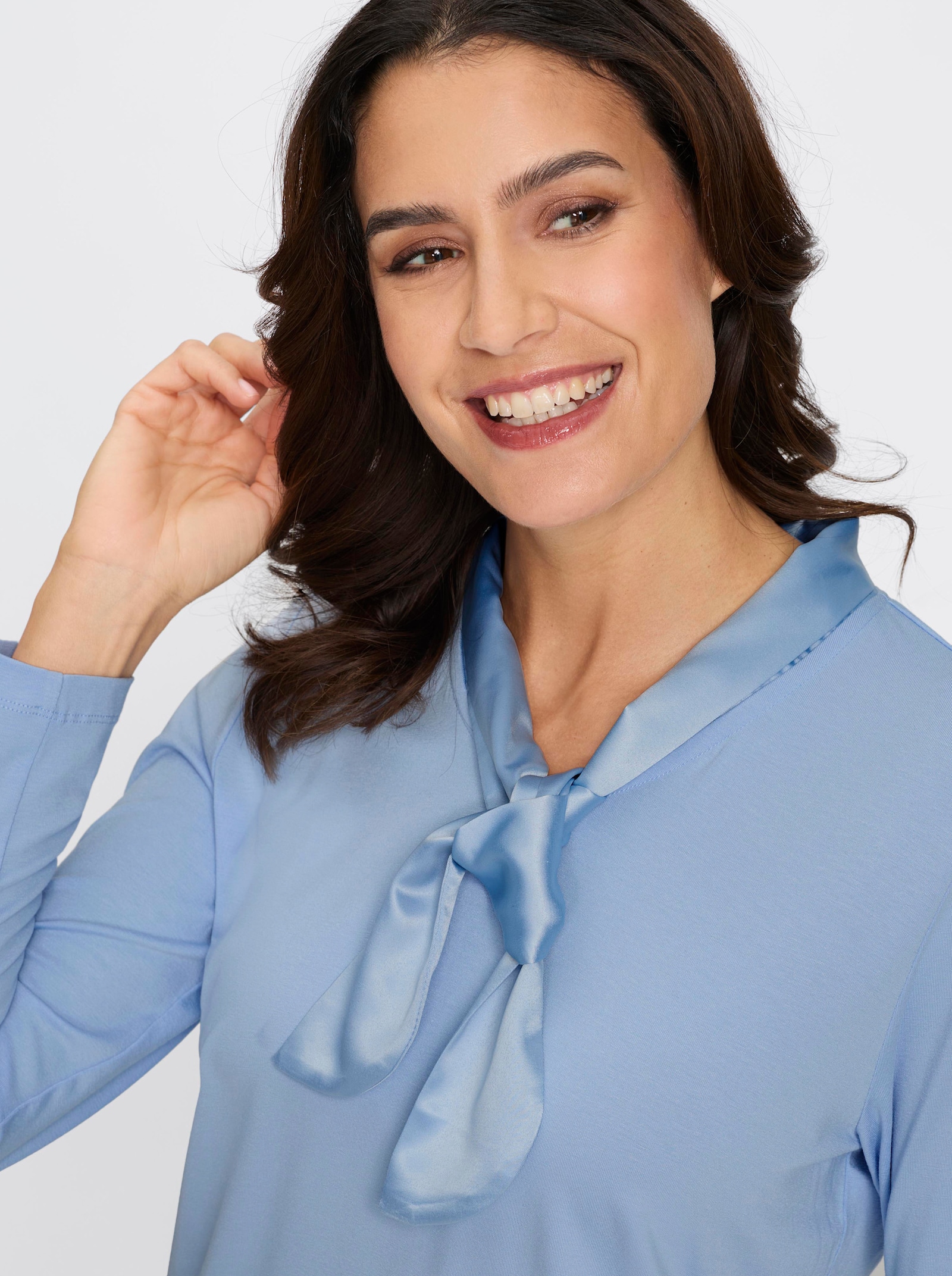 Langarmshirt mit Schluppe - eisblau