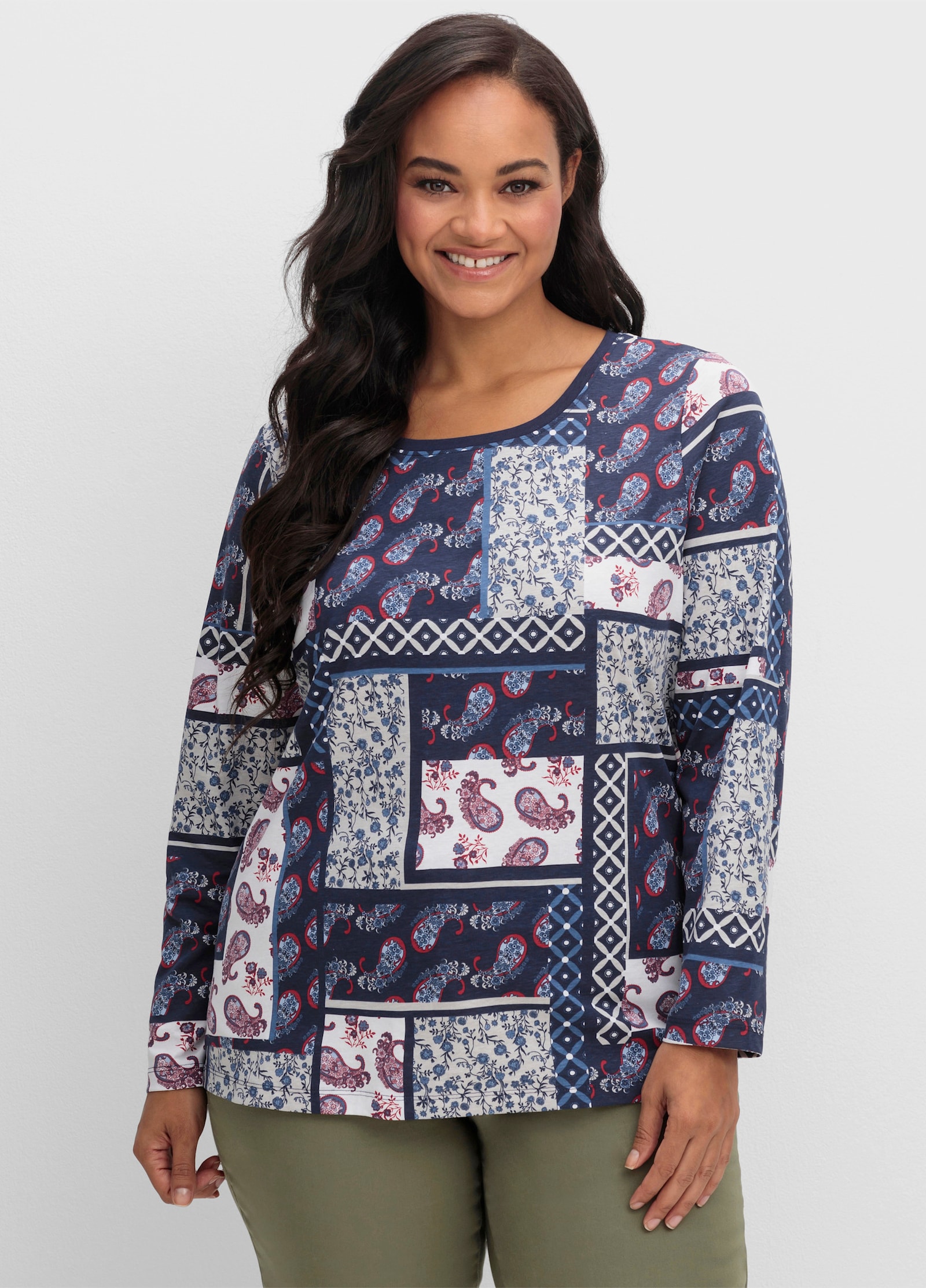 Langarmshirt im Patchwork-Druck - hellgrau-marine-bedruckt