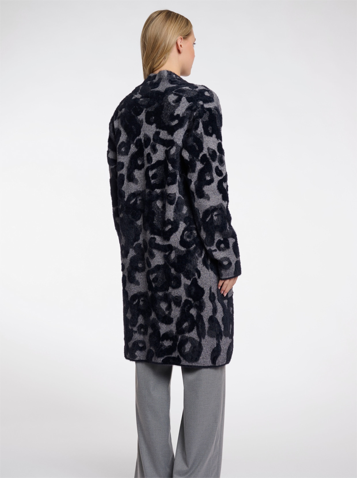 Longstrickjacke - schwarz-grau-gemustert