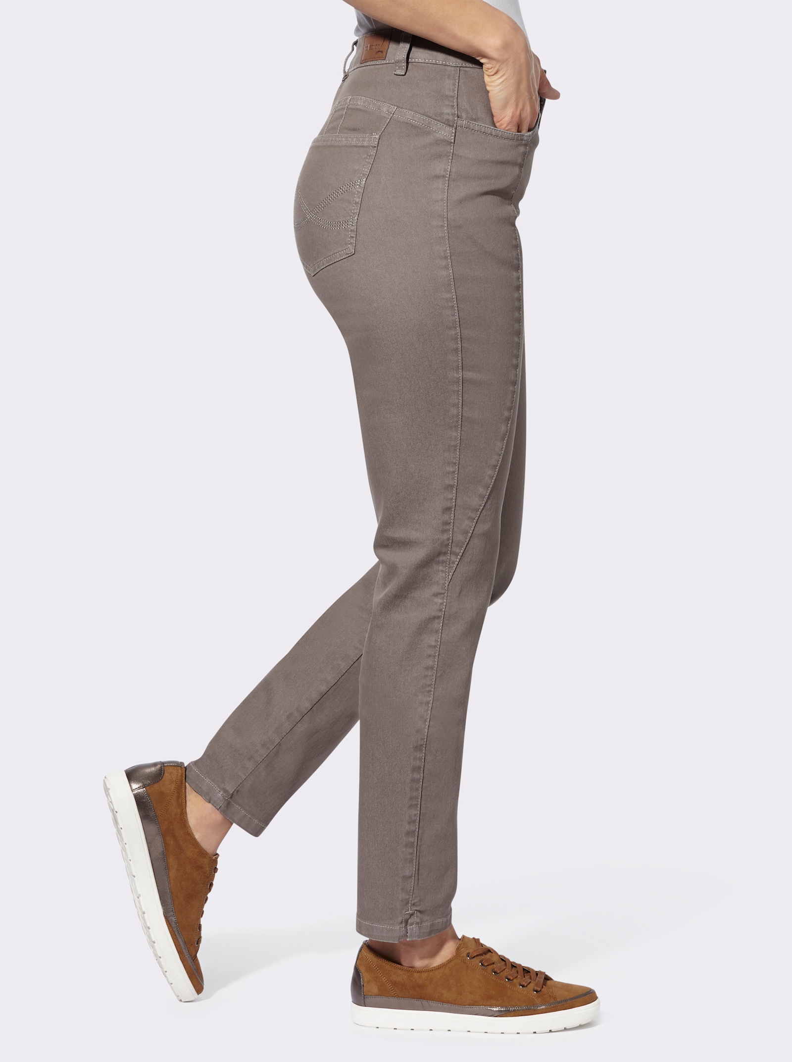 Jeans mit Push up-Effekt - taupe
