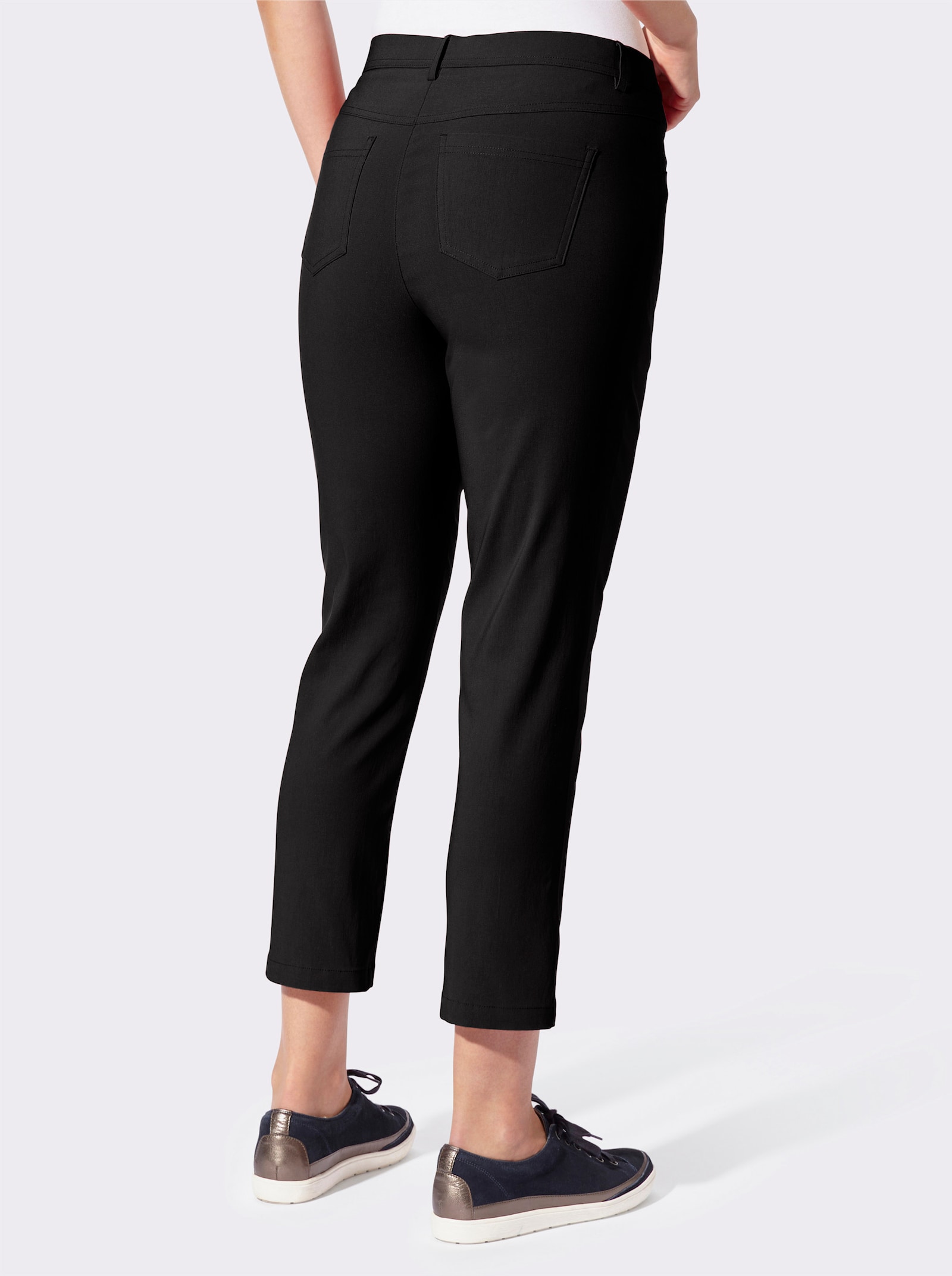 7/8-Hose mit rückwärtigem Dehnbund - schwarz