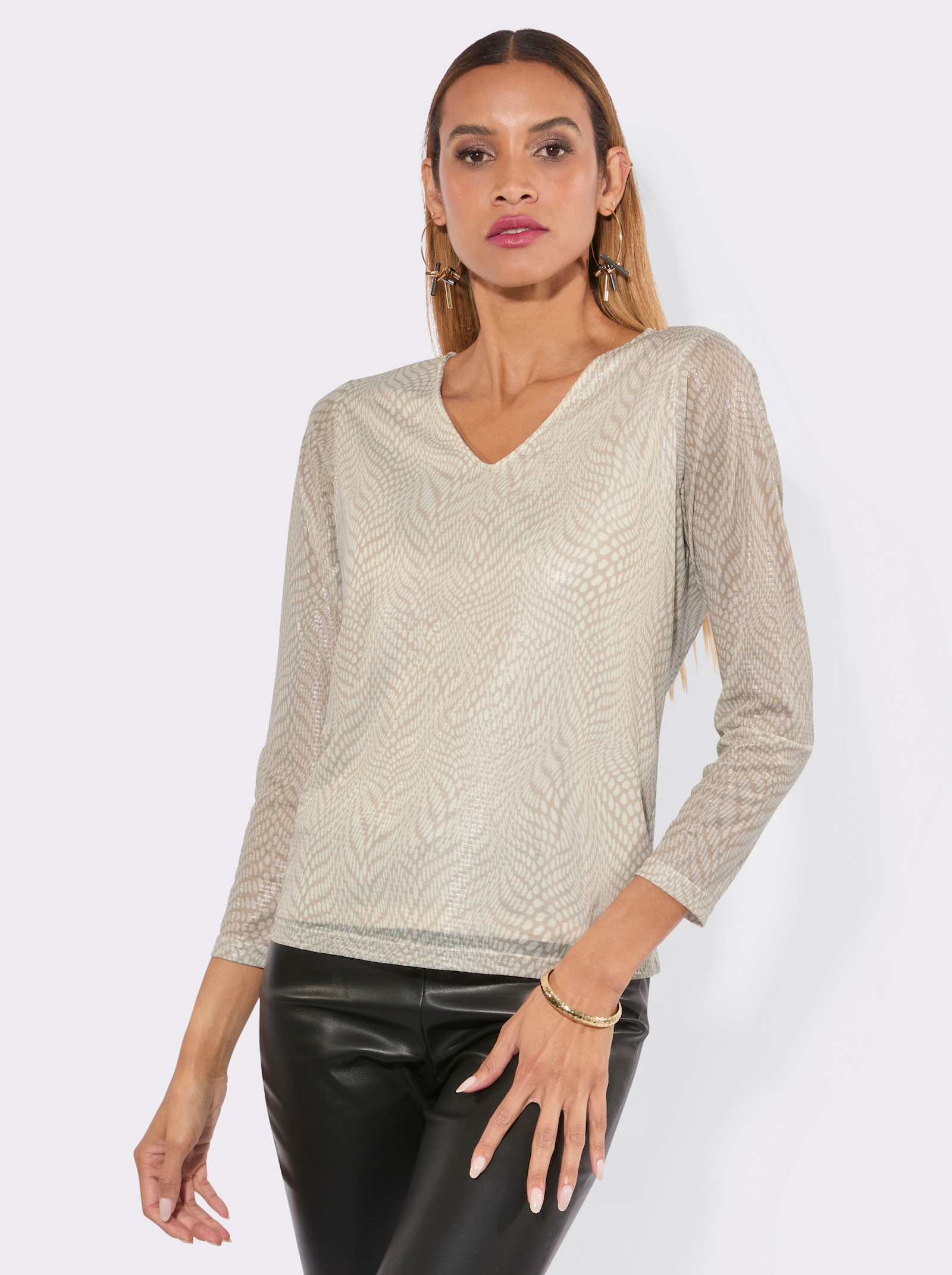 V-Shirt aus Mesh-Qualität - beige-champagner-bedruckt