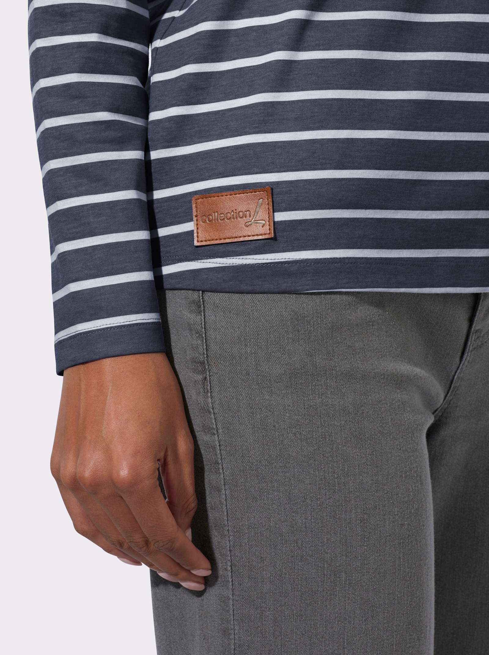 Ringelshirt mit U-Boot-Ausschnitt - marine-ecru-geringelt