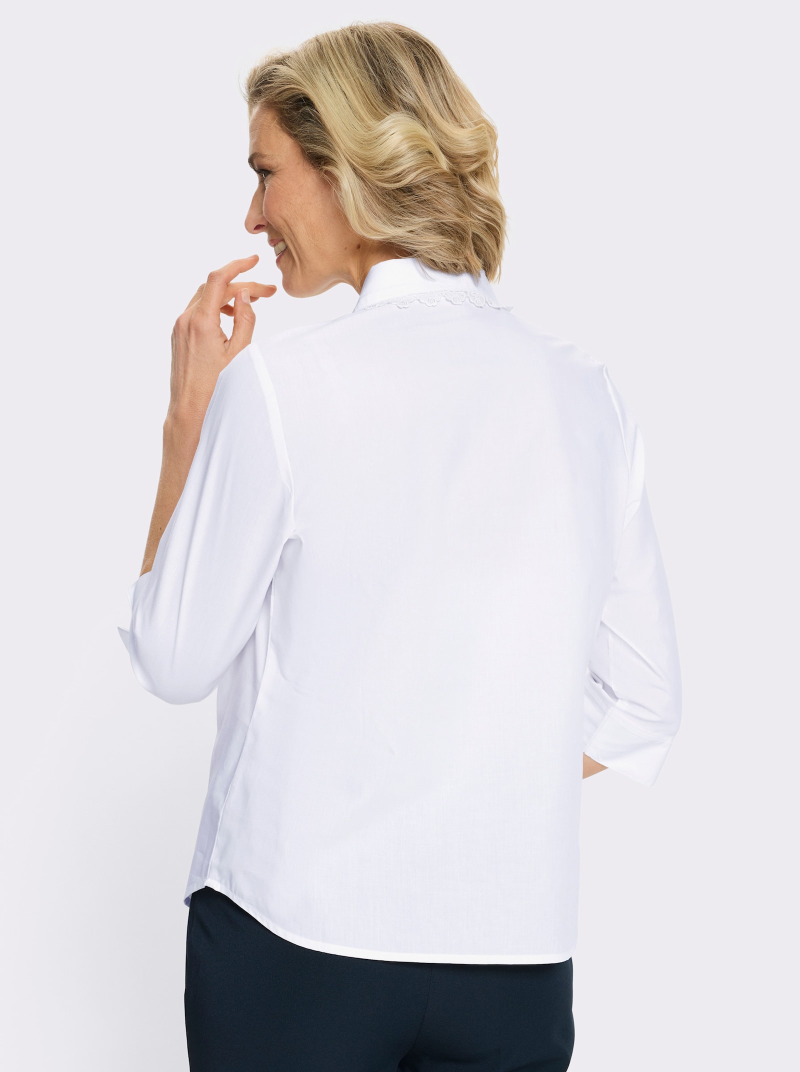 Overhemdblouse met kant op de kraag - ecru