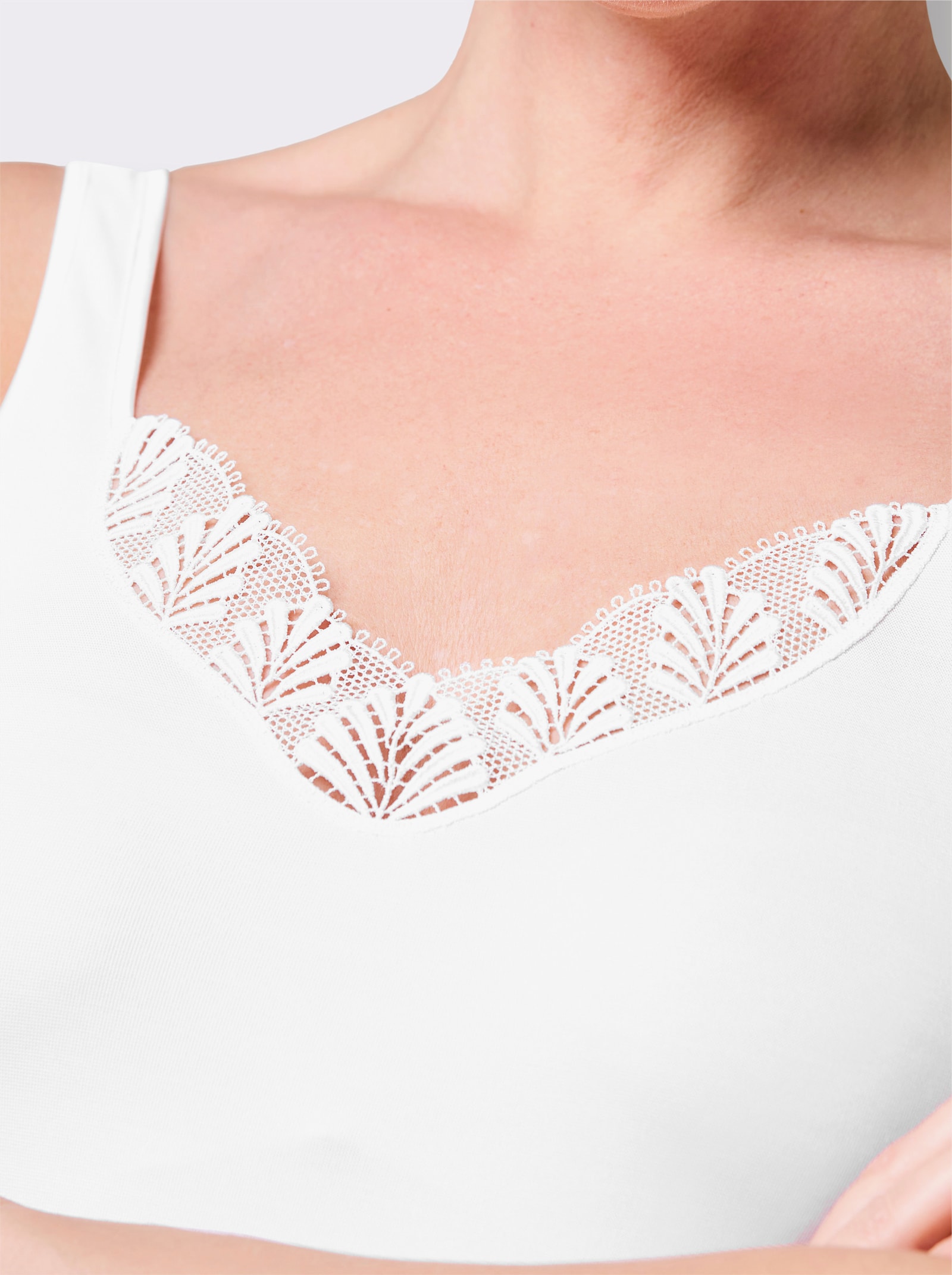 Mey Achselhemd mit Spitze - weiß