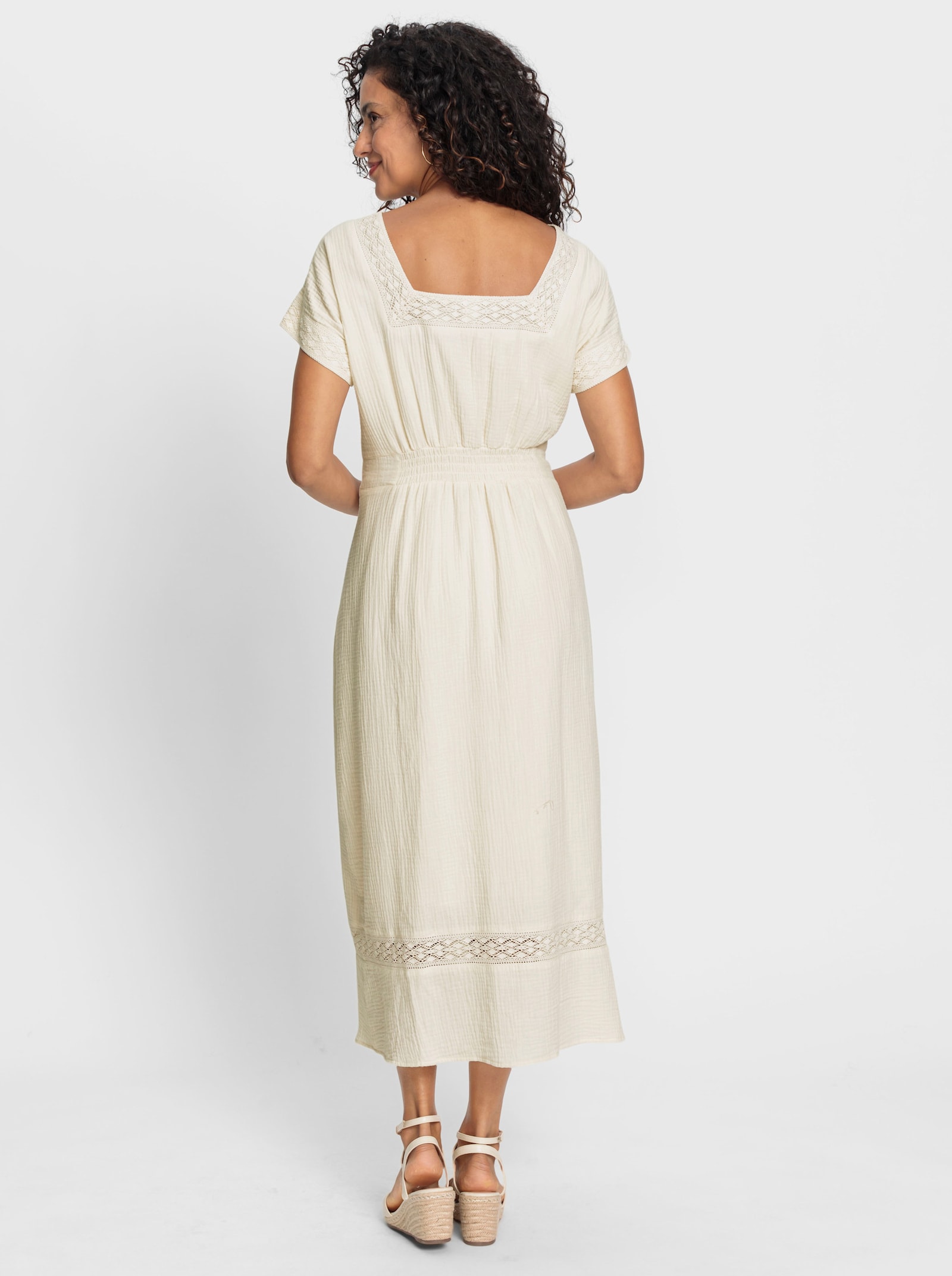 Baumwollkleid mit Spitzendetails - champagner