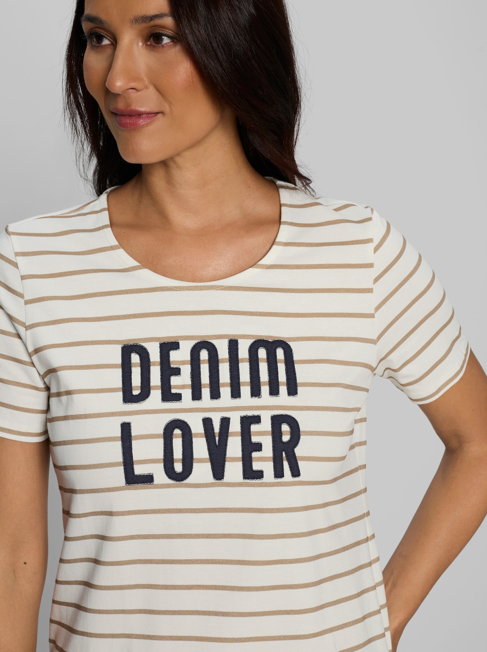 heine Kurzarmshirt im Ringel-Dessin - ecru-beige-geringelt