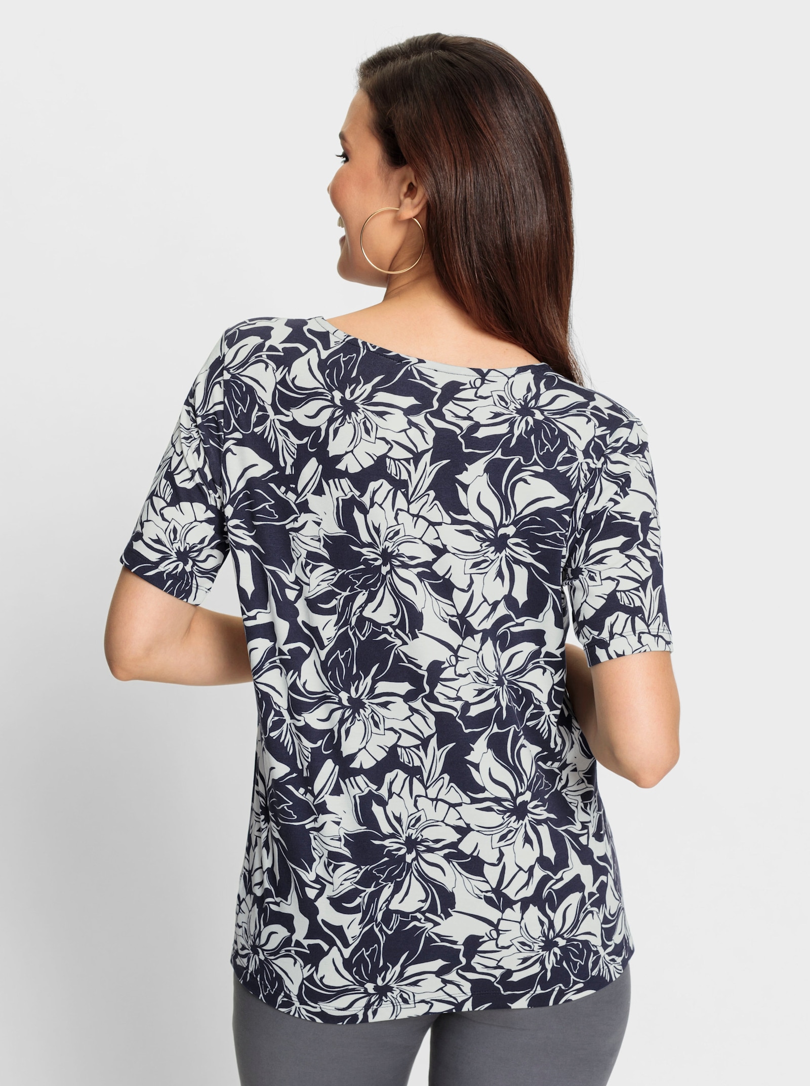 Kurzarmshirt im kontrastreichen Blütendessin - marine-ecru-bedruckt