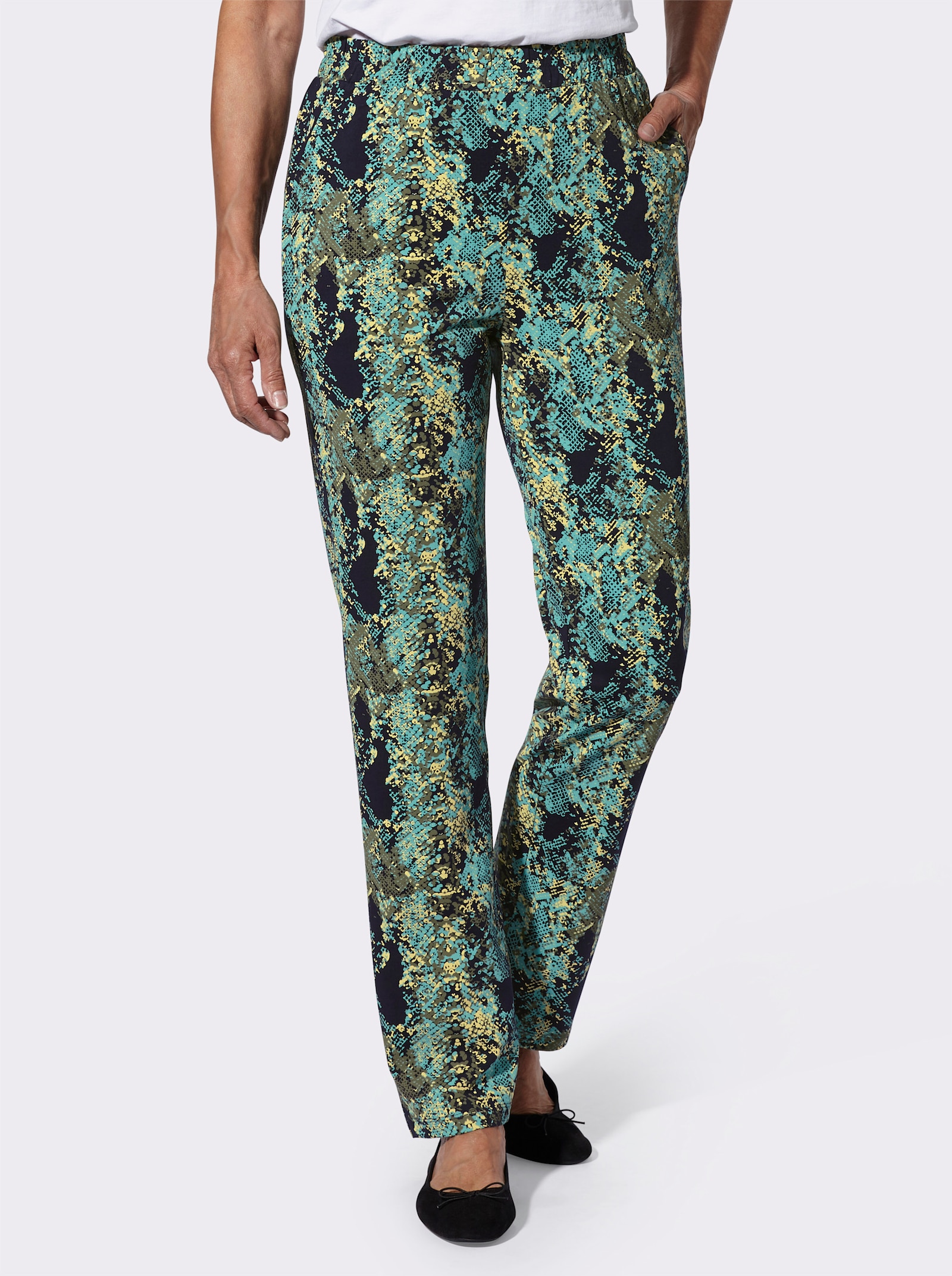 Vrijetijdsbroek met slangendessin - marine/salie bedrukt