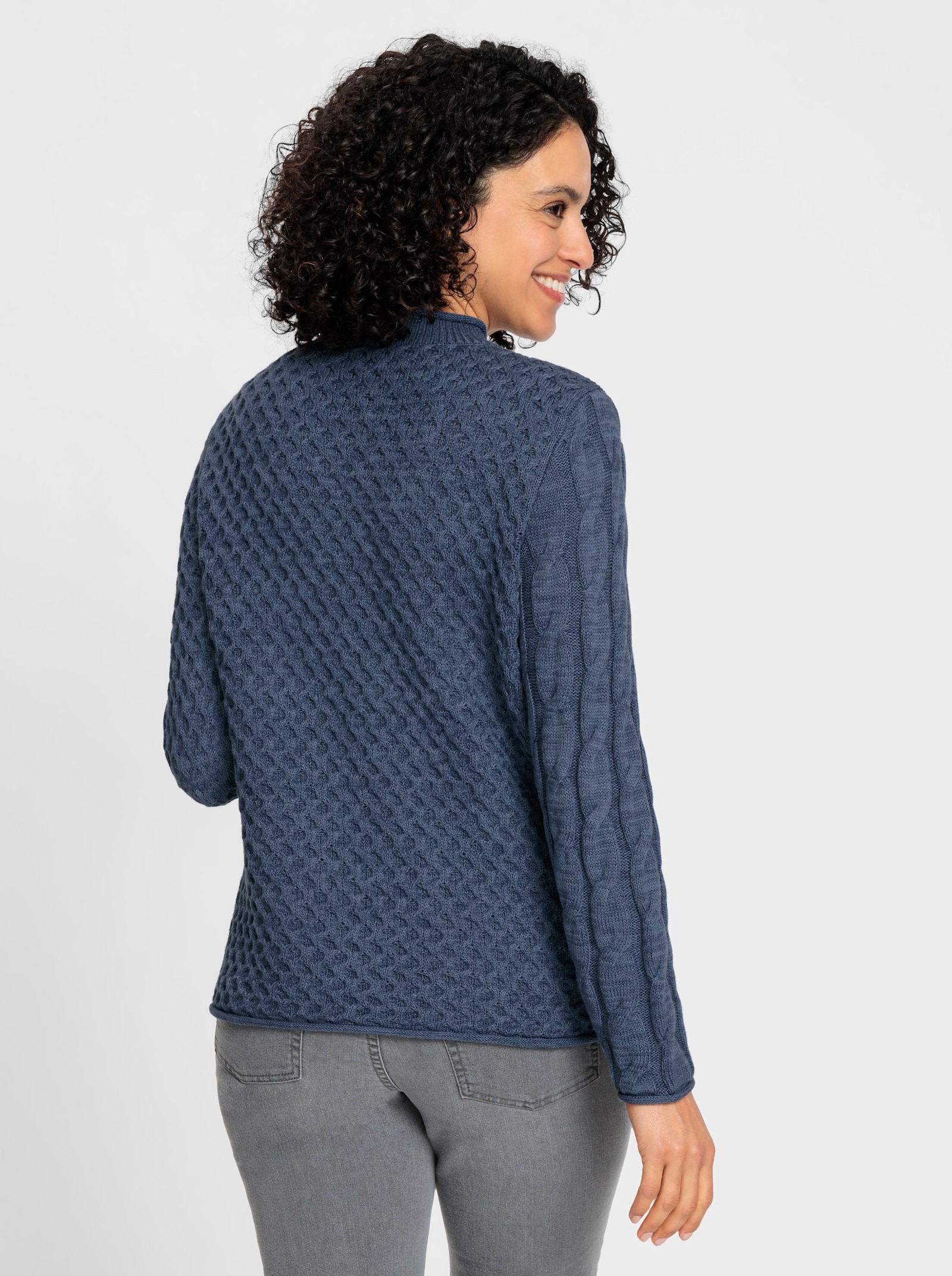 Svetr se stojáčkem s kombinací pletených vzorů - kouřová modrá