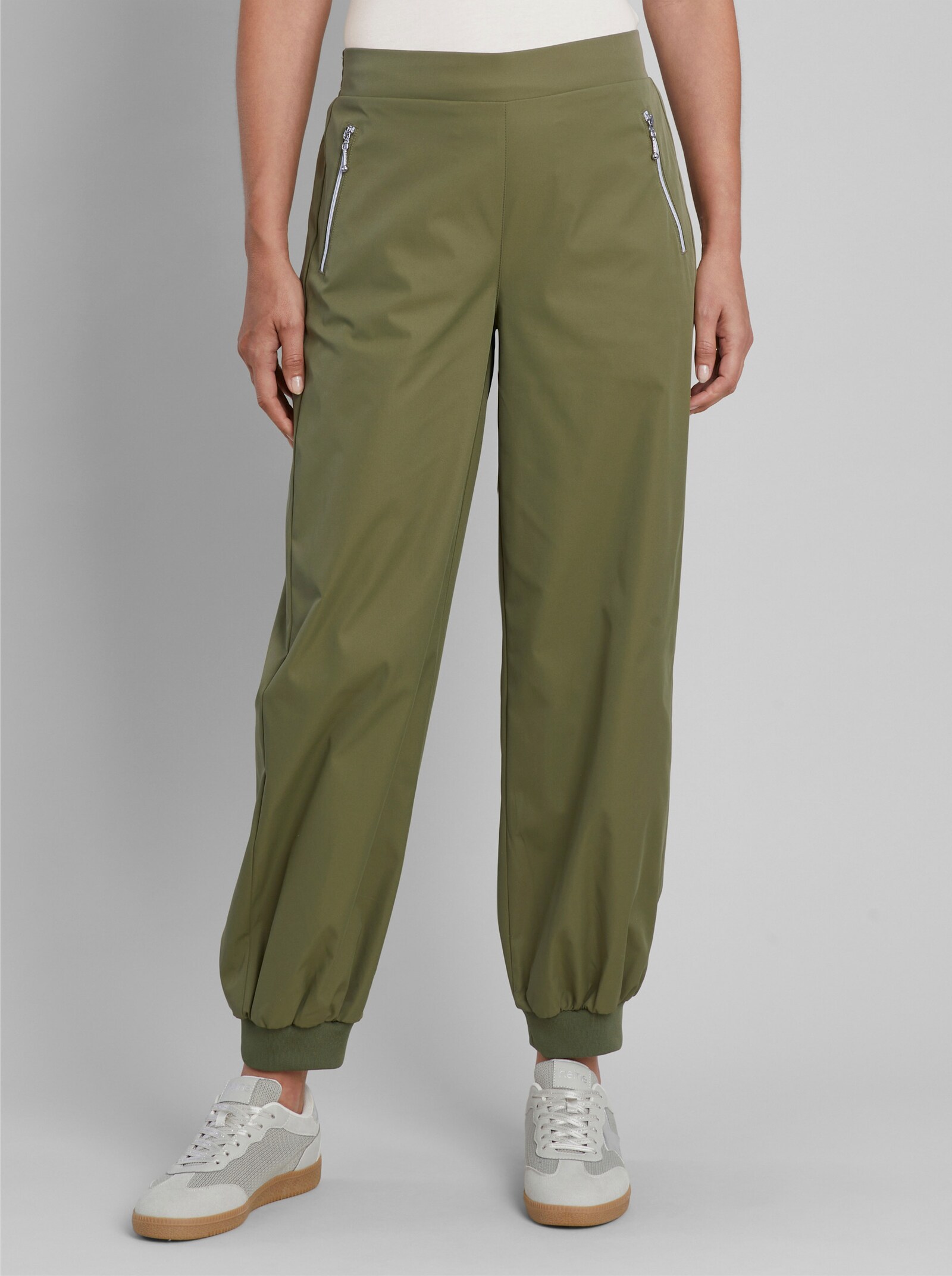 heine Schlupfhose mit Fußbündchen - oliv