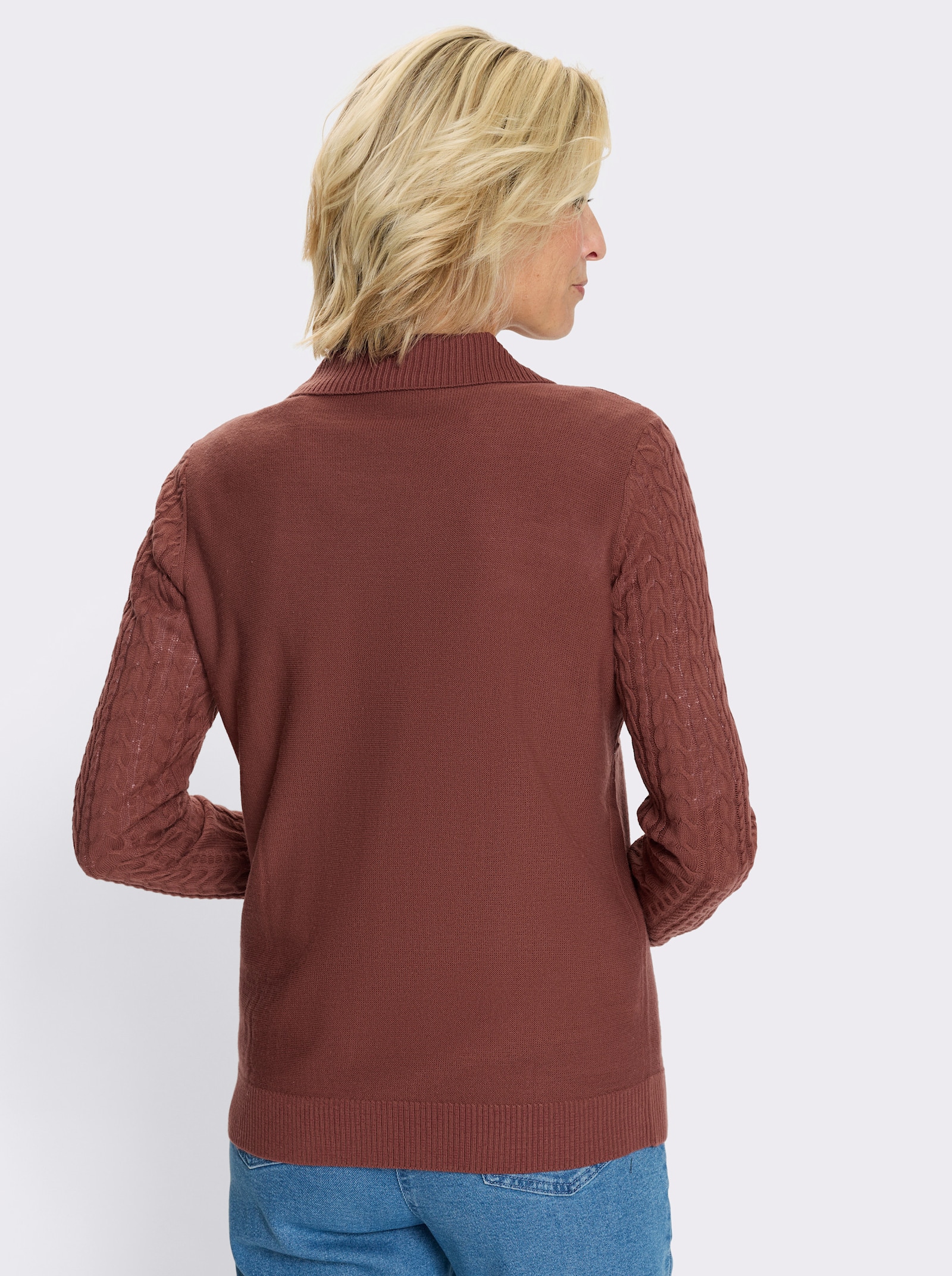 Strickjacke mit Zopfmuster - rotbraun