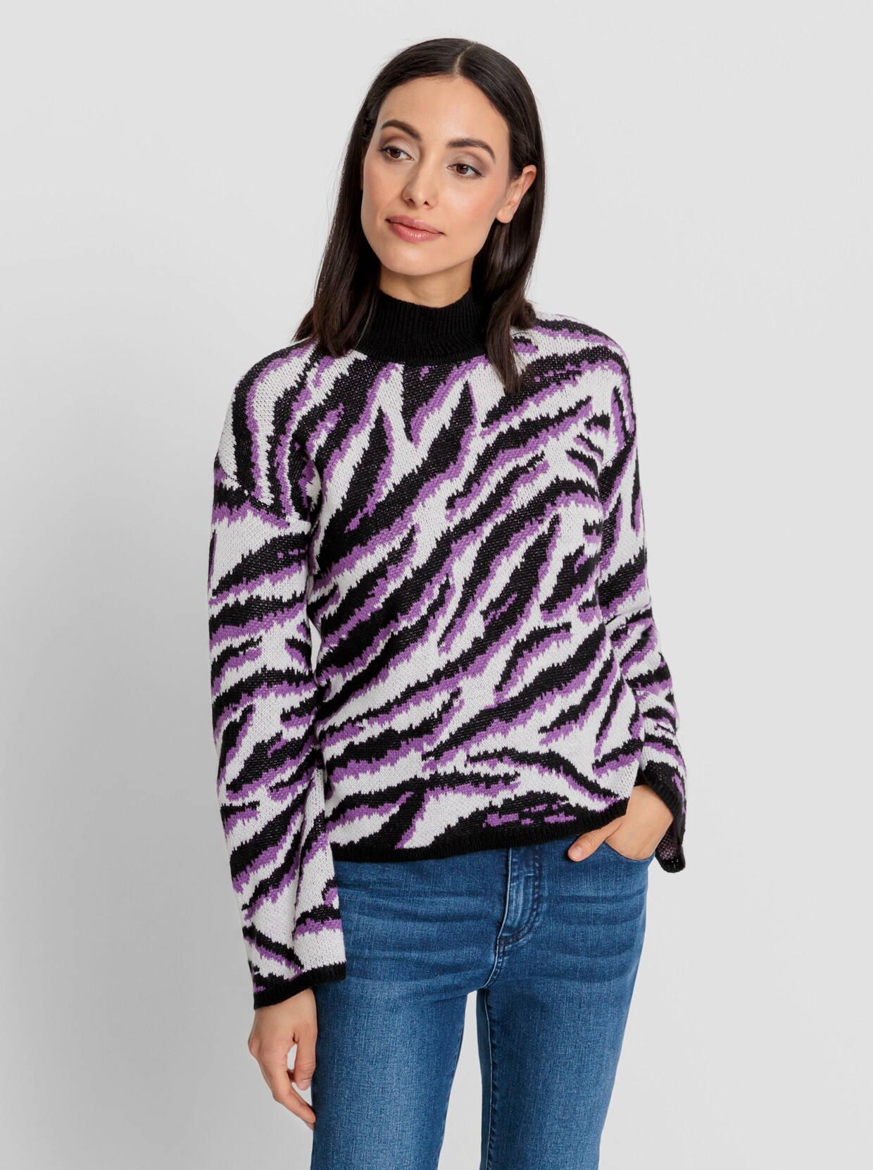 heine Jacquard-Pullover - schwarz-lila-gemustert