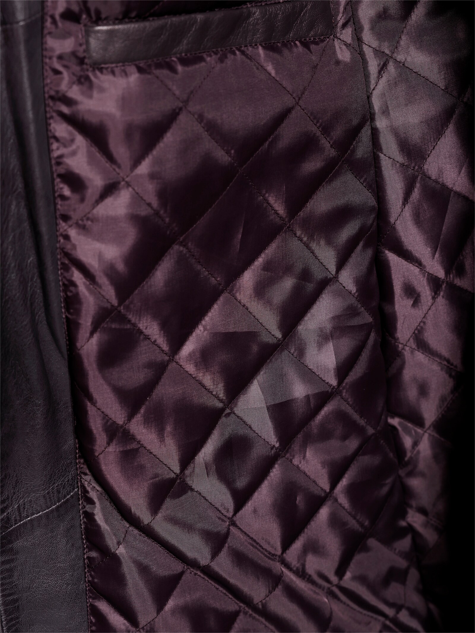 Mainpol Lederjacke in kaschierender Longform - aubergine