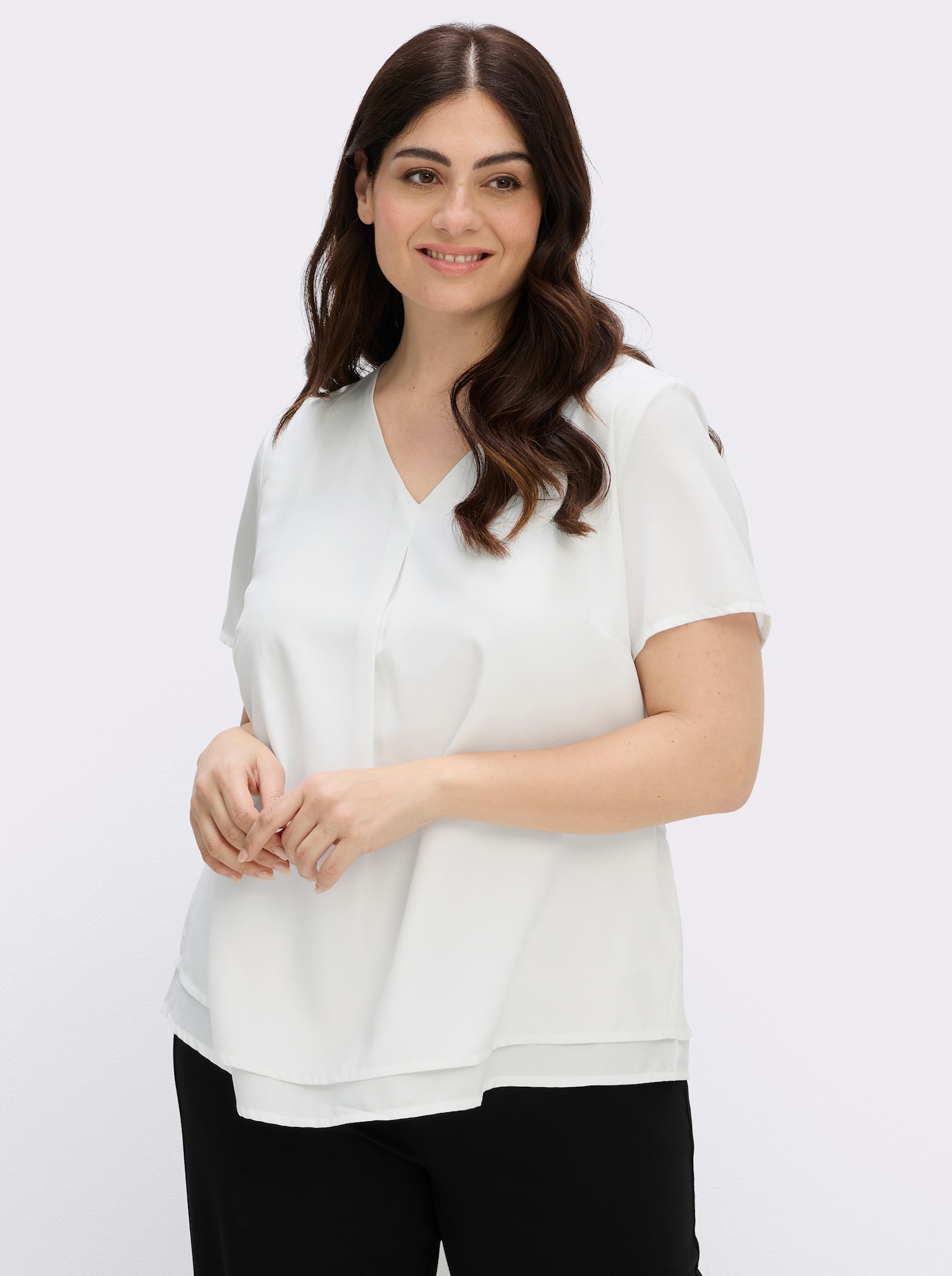 Georgettebluse mit Kellerfalte vorn - wollweiß