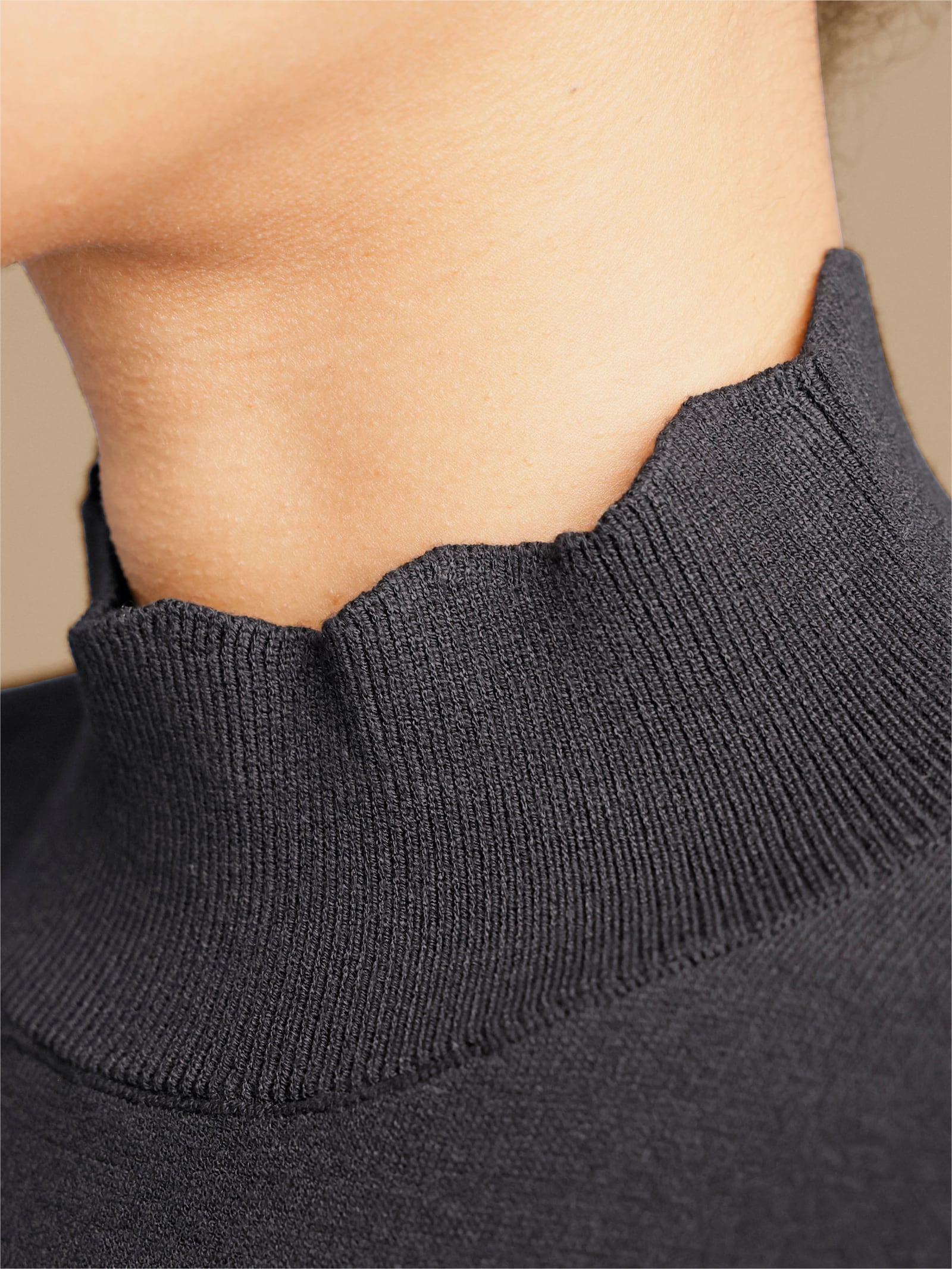 CREATION L PREMIUM Feinstrickpullover mit Wellenkante - schwarz-elfenbein-geringelt