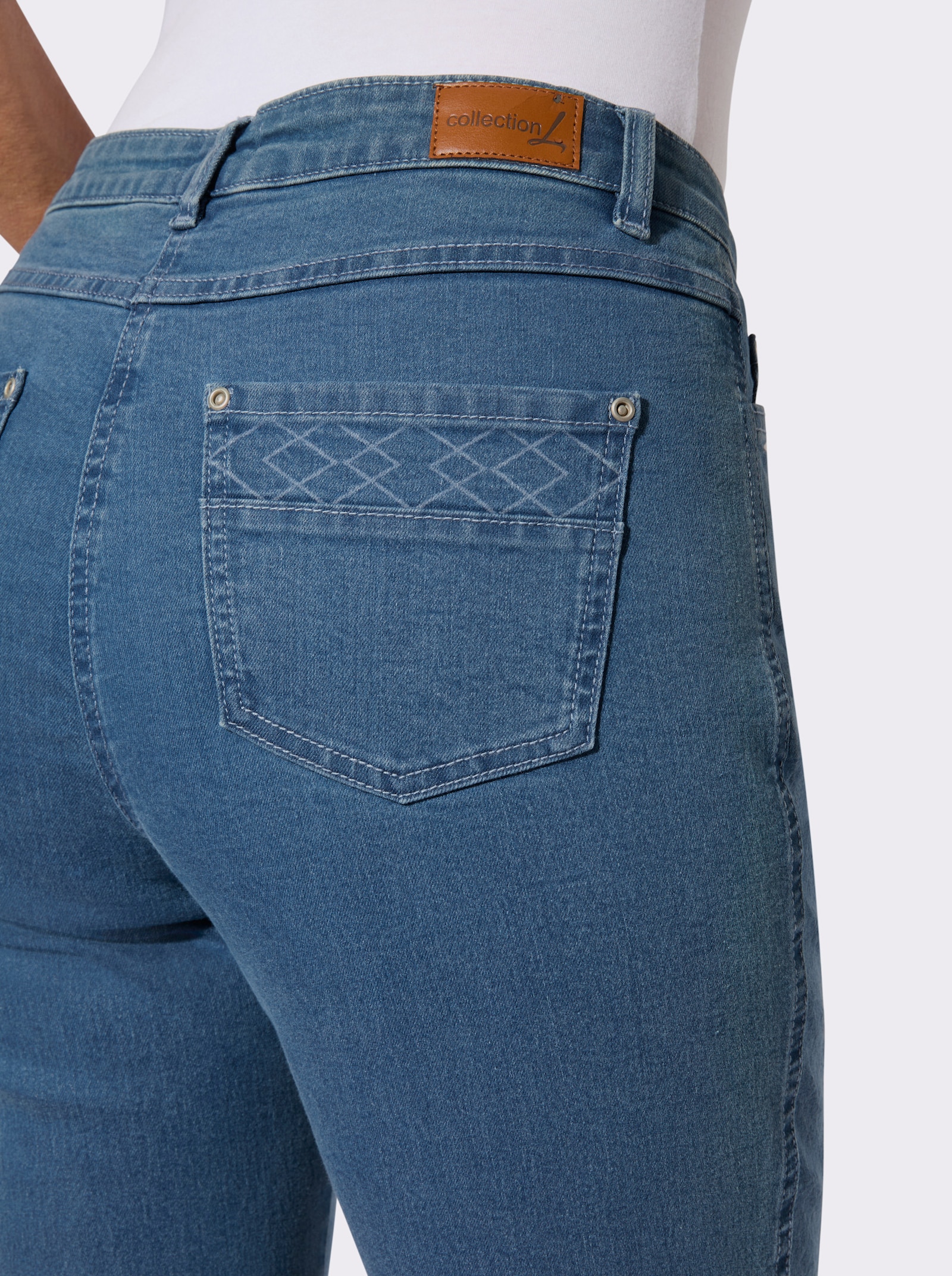 Jeans mit seitlichem Laser-Druckmuster - blue-bleached