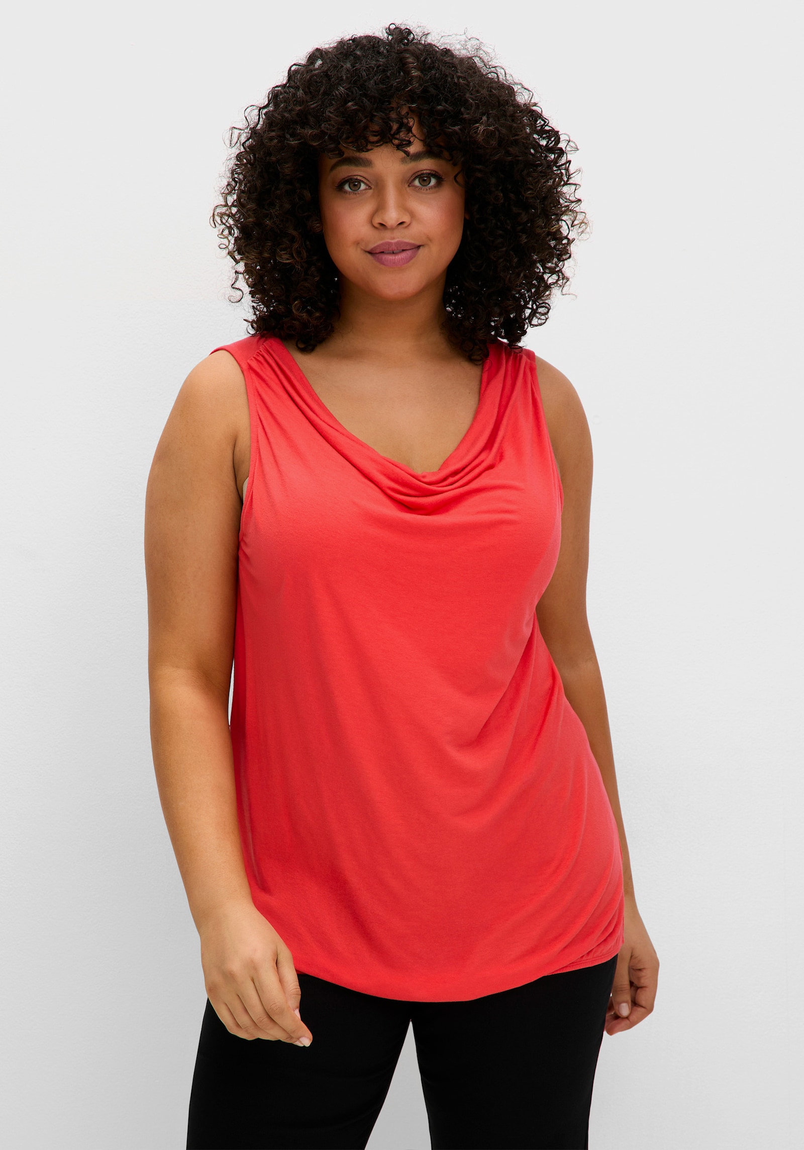 sheego Trägertop mit Wasserfallkragen - hummer