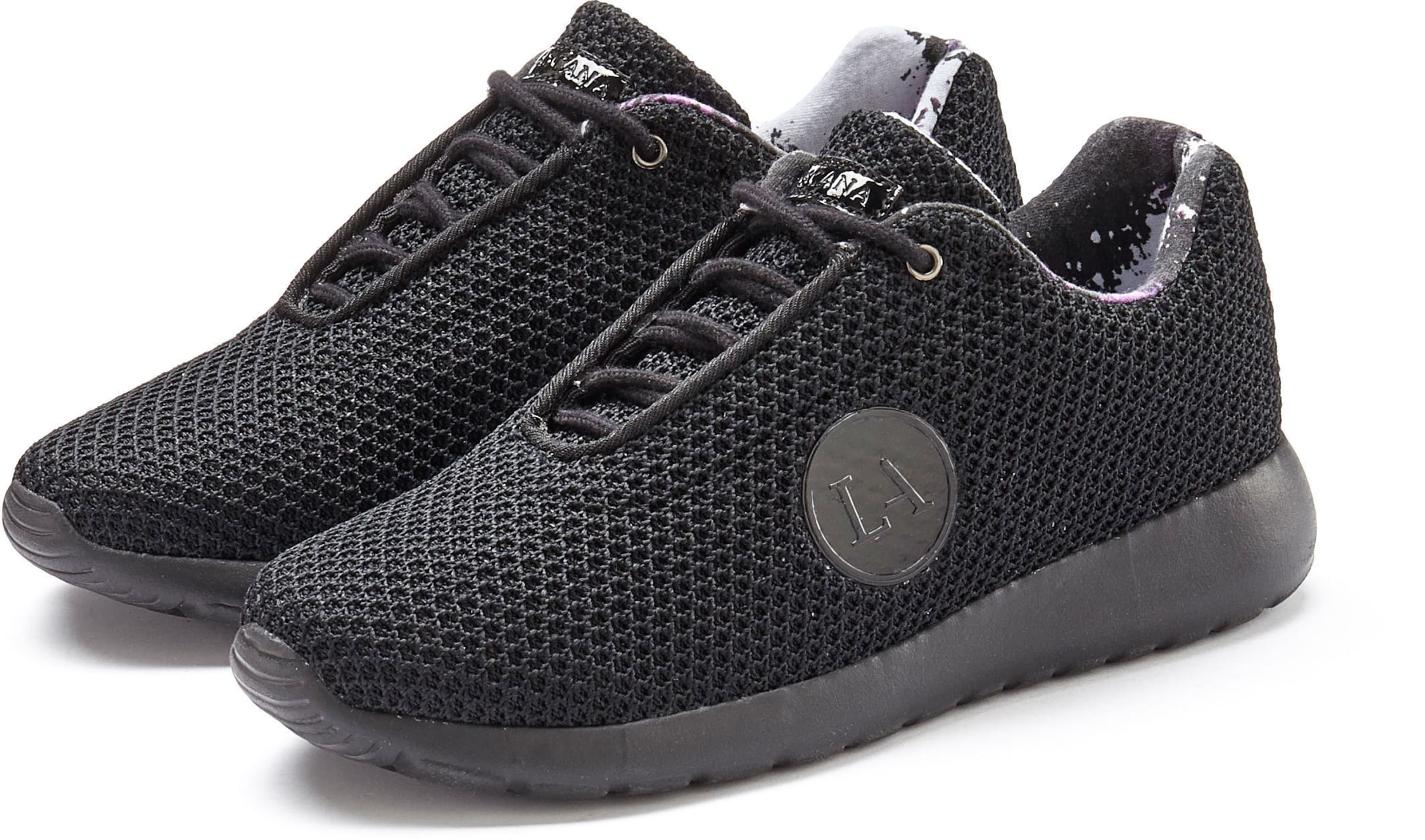 Flexibel günstig Kaufen-Sneaker in schwarz von LASCANA ACTIVE. Sneaker in schwarz von LASCANA ACTIVE <![CDATA[