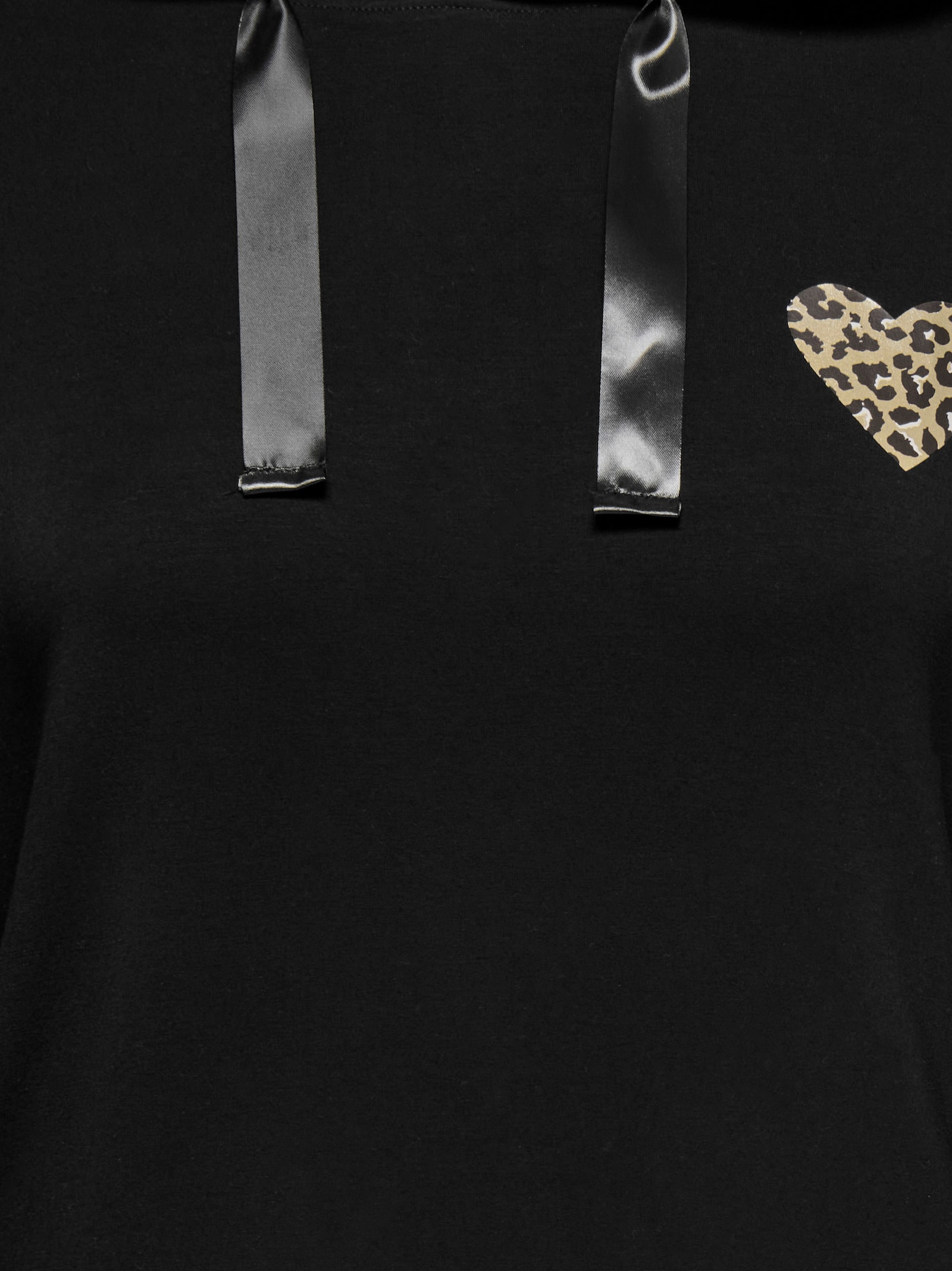 ONLY CARMAKOMA Kapuzensweatshirt - black print:wild heart